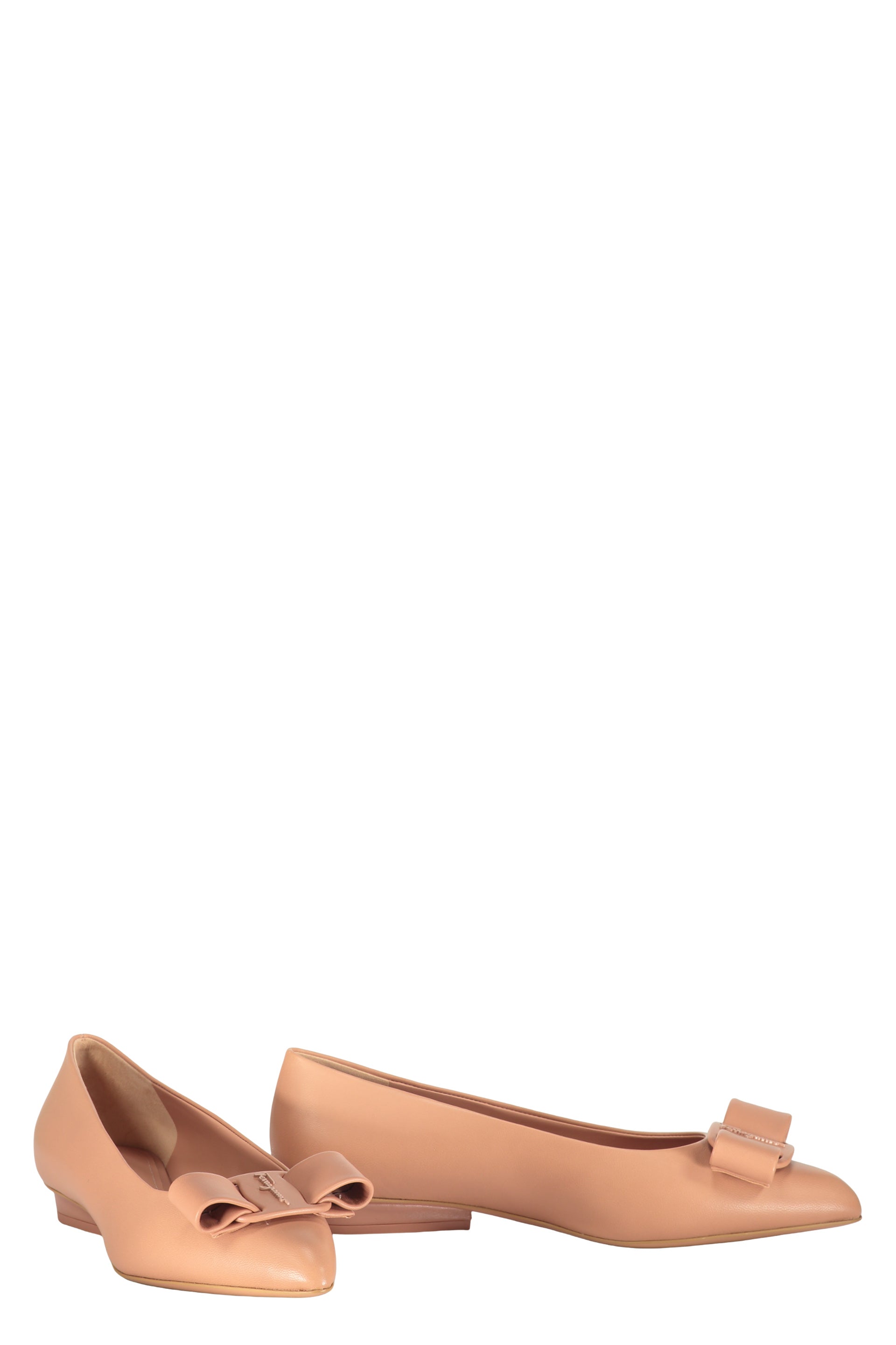 Leather ballet flats with logo