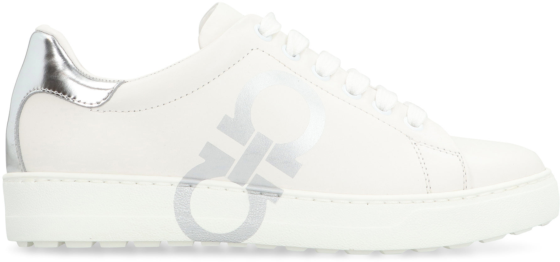 Leather low-top sneakers