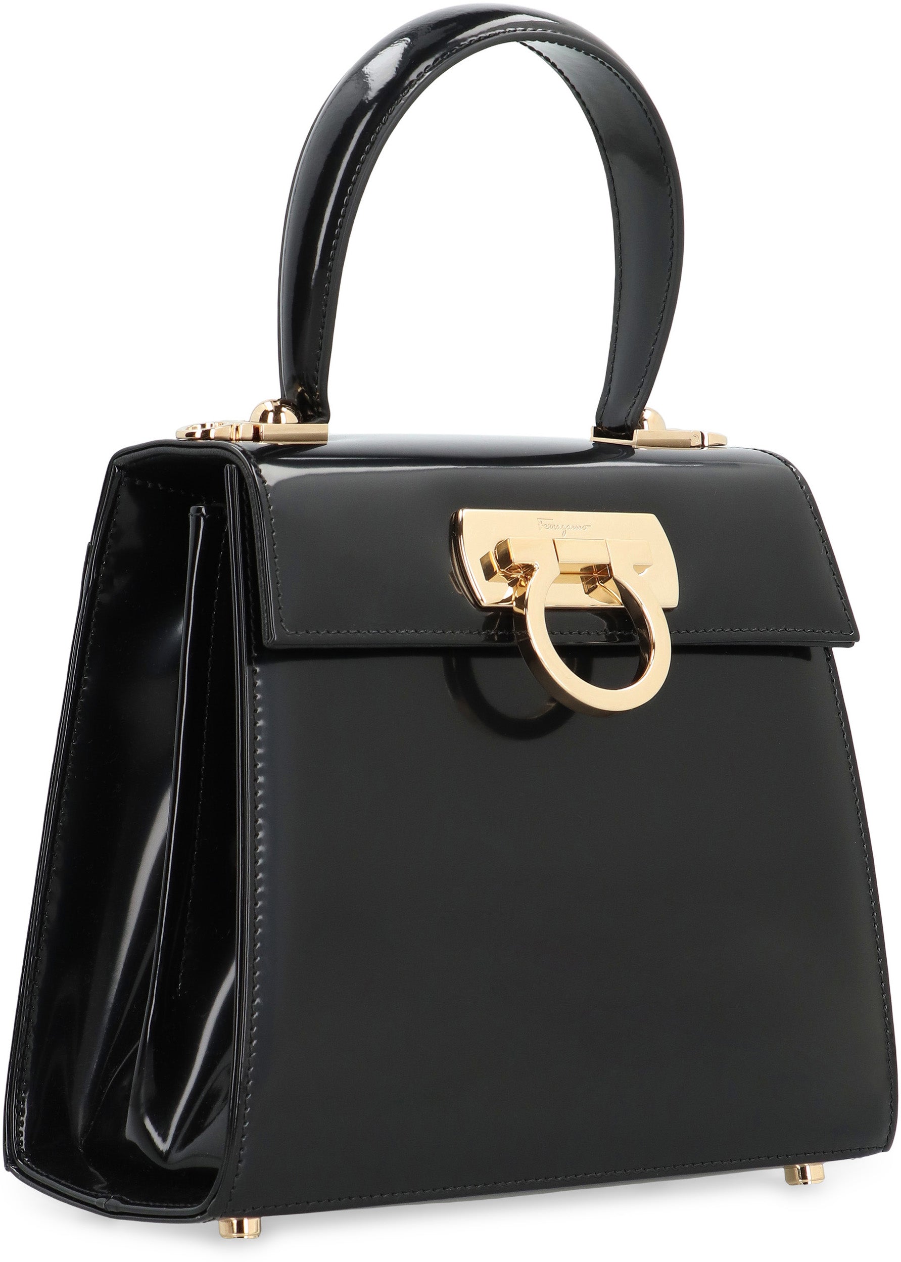 Iconic leather handbag