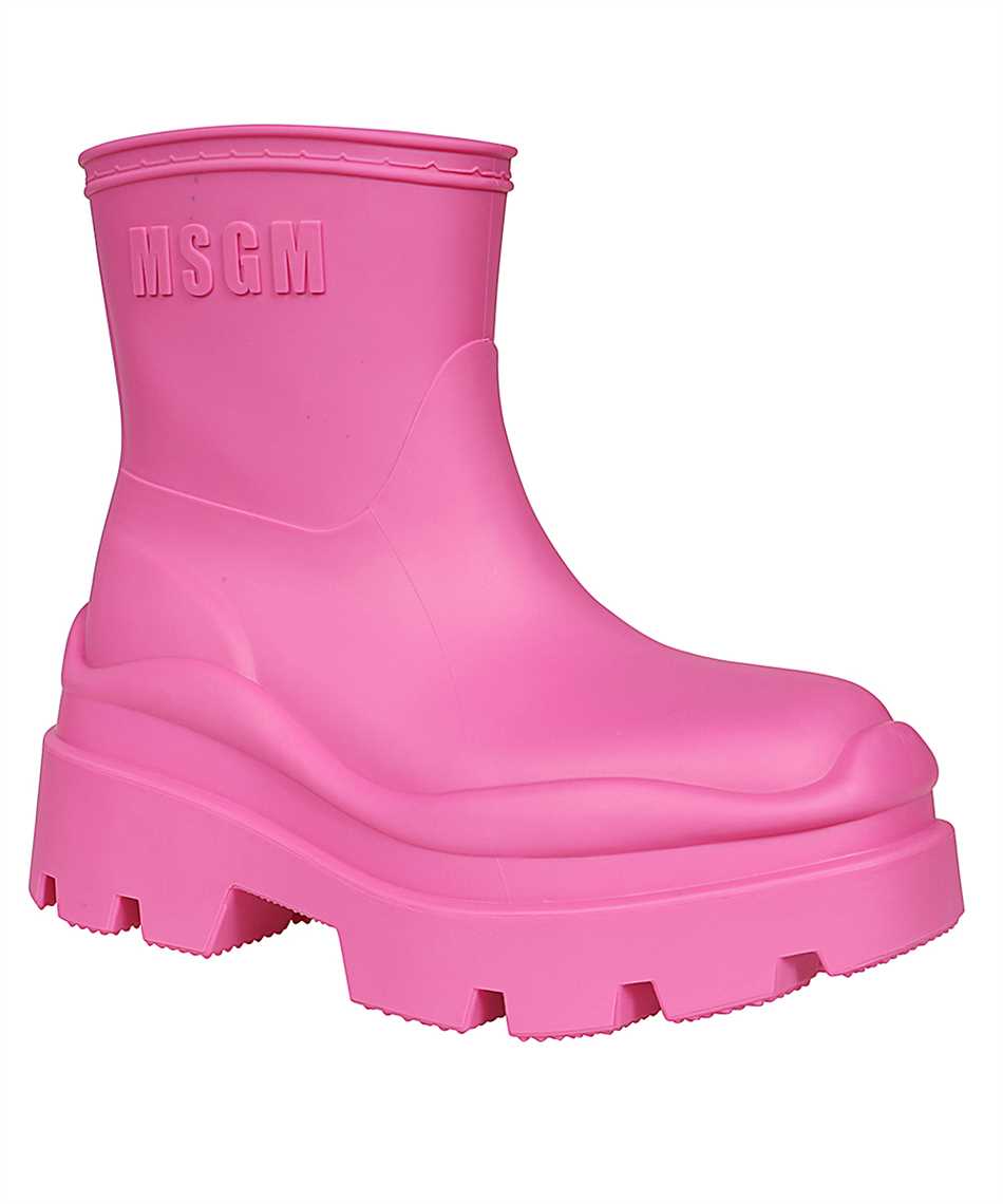 Rubber rain boots