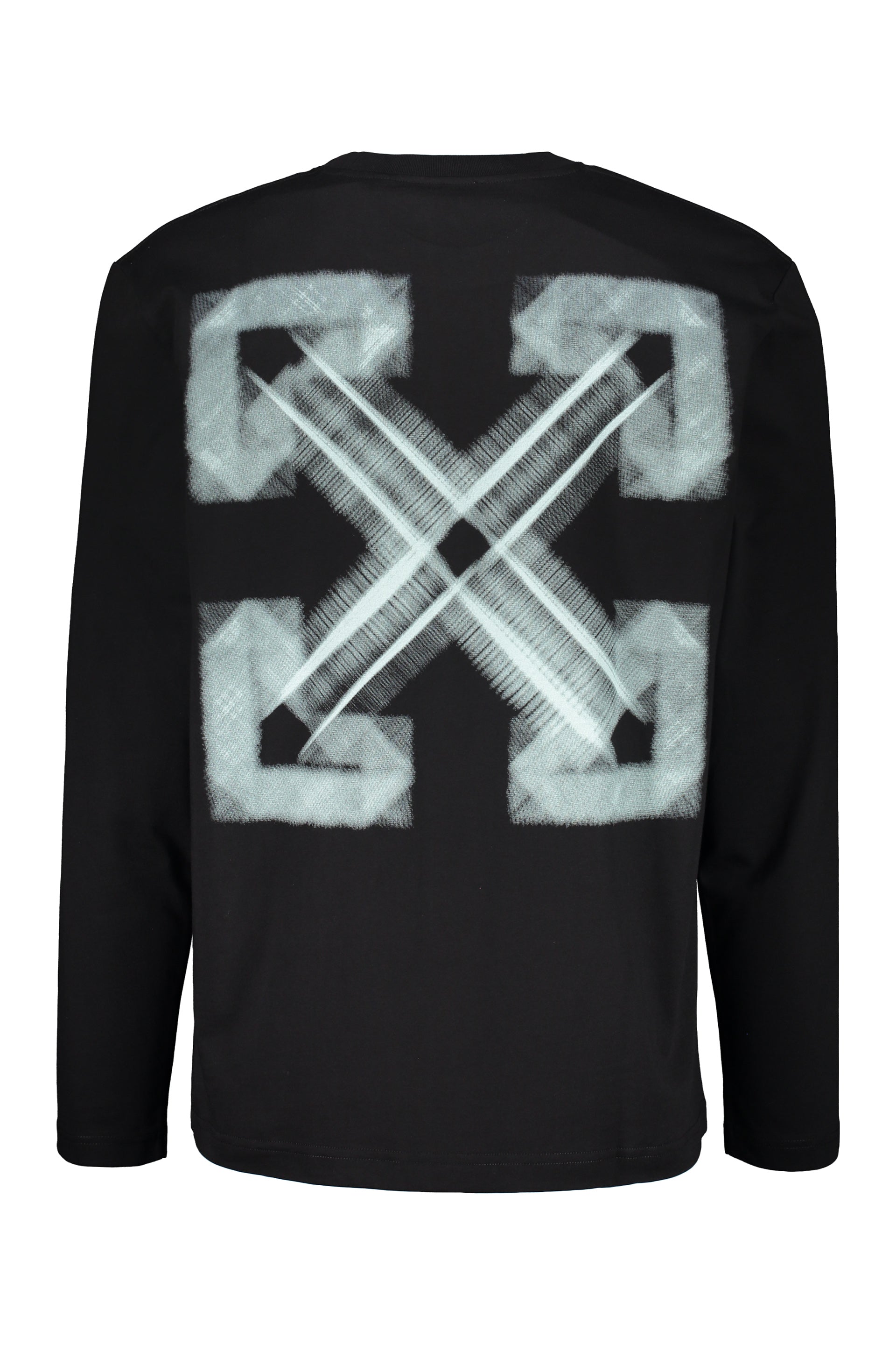 Long-sleeve t-shirt