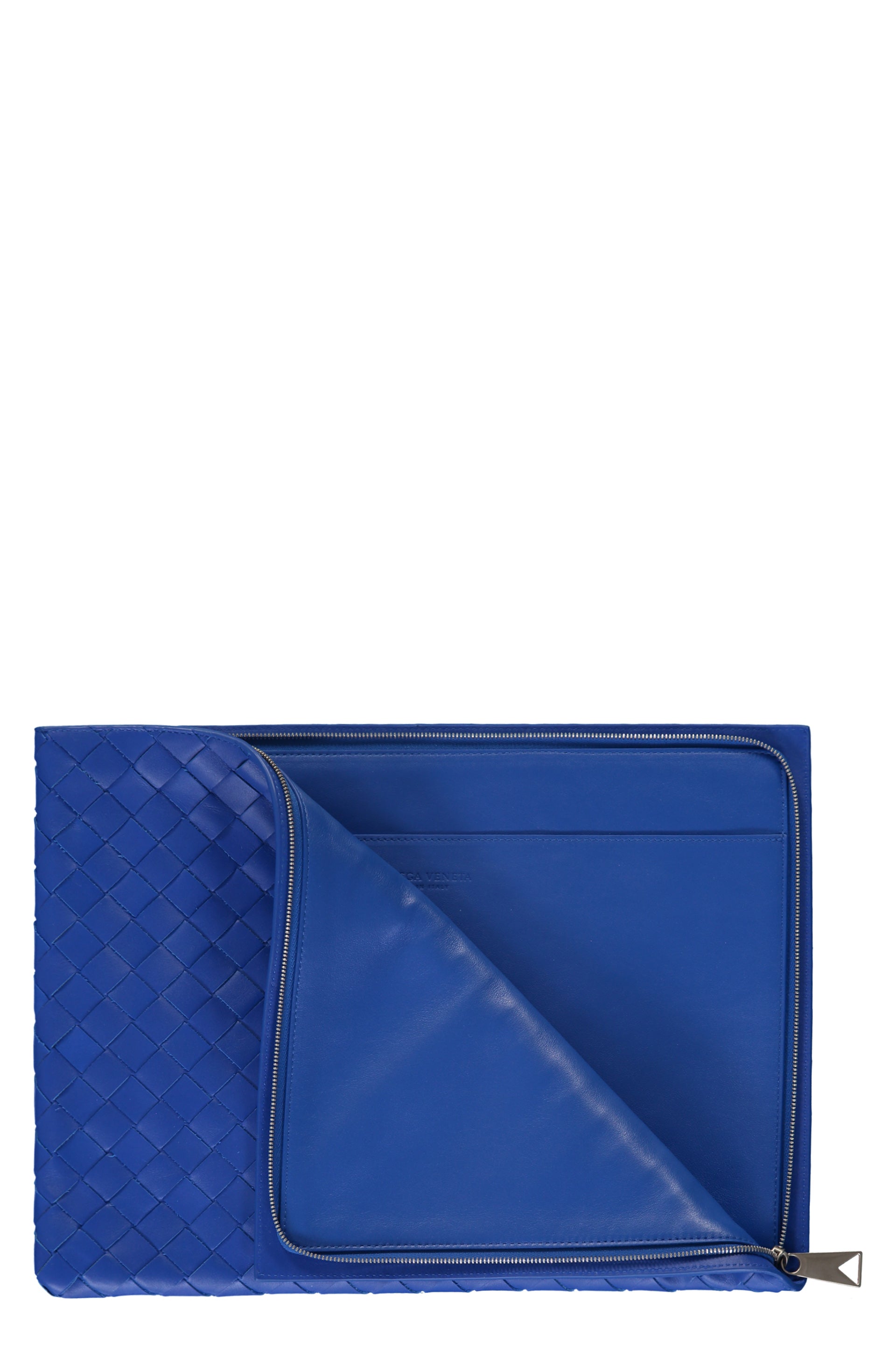 15 Intrecciato flat pouch