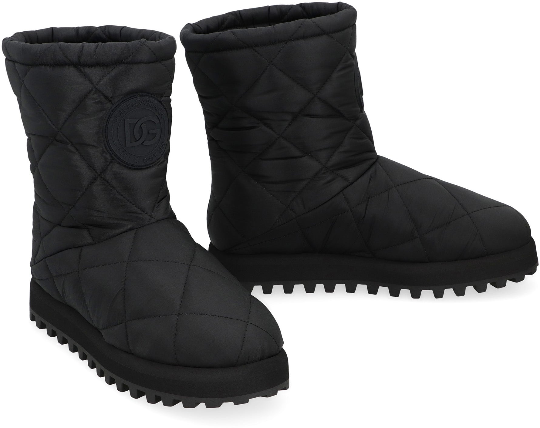 Quilted nylon boots