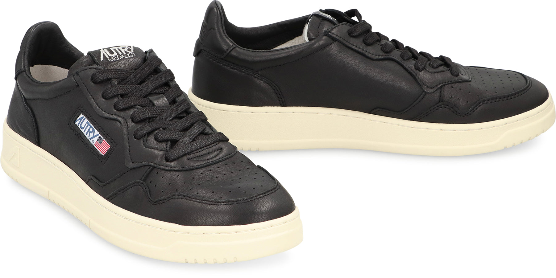 Medalist leather low-top sneakers