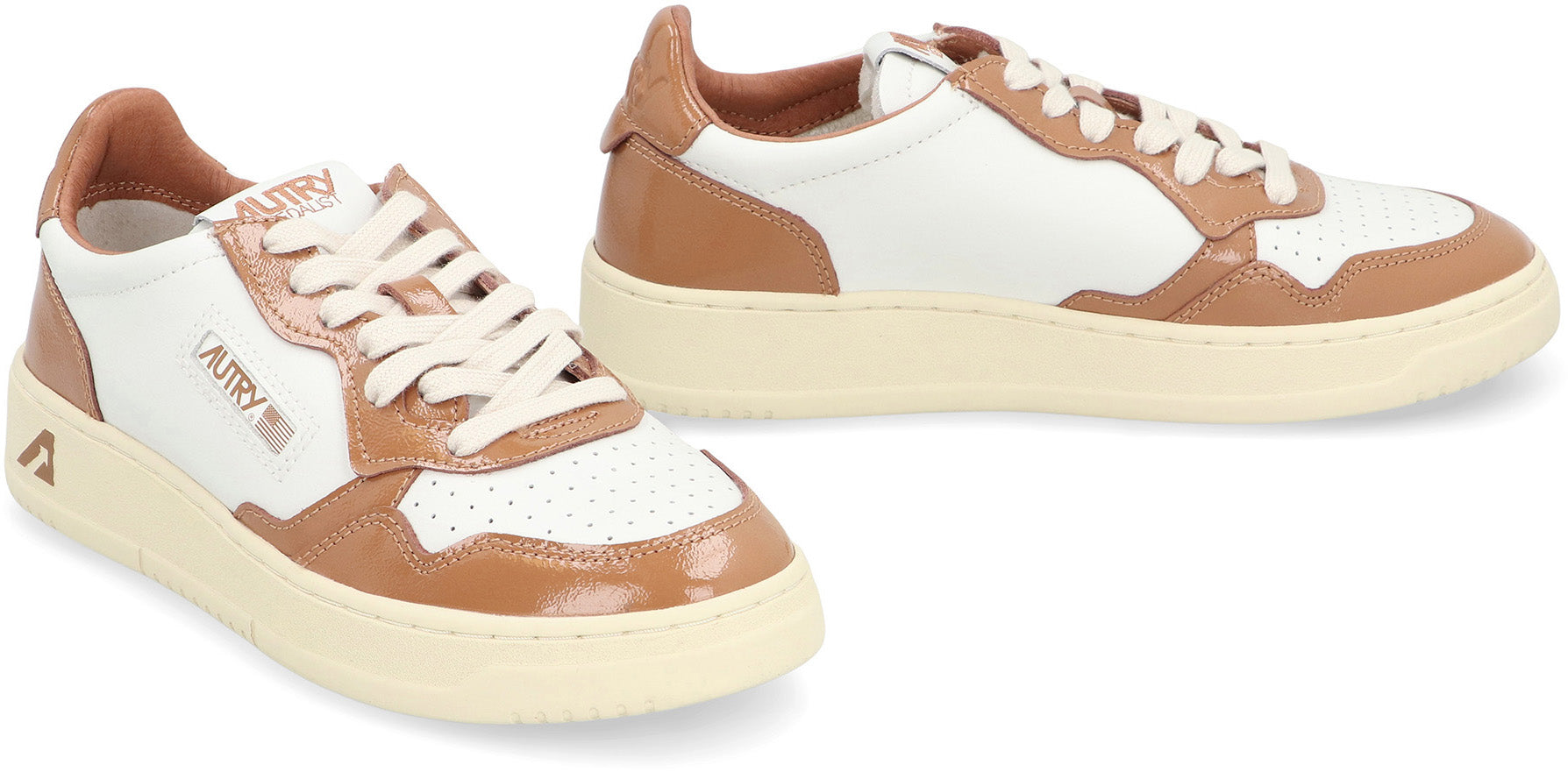 Medalist leather low-top sneakers