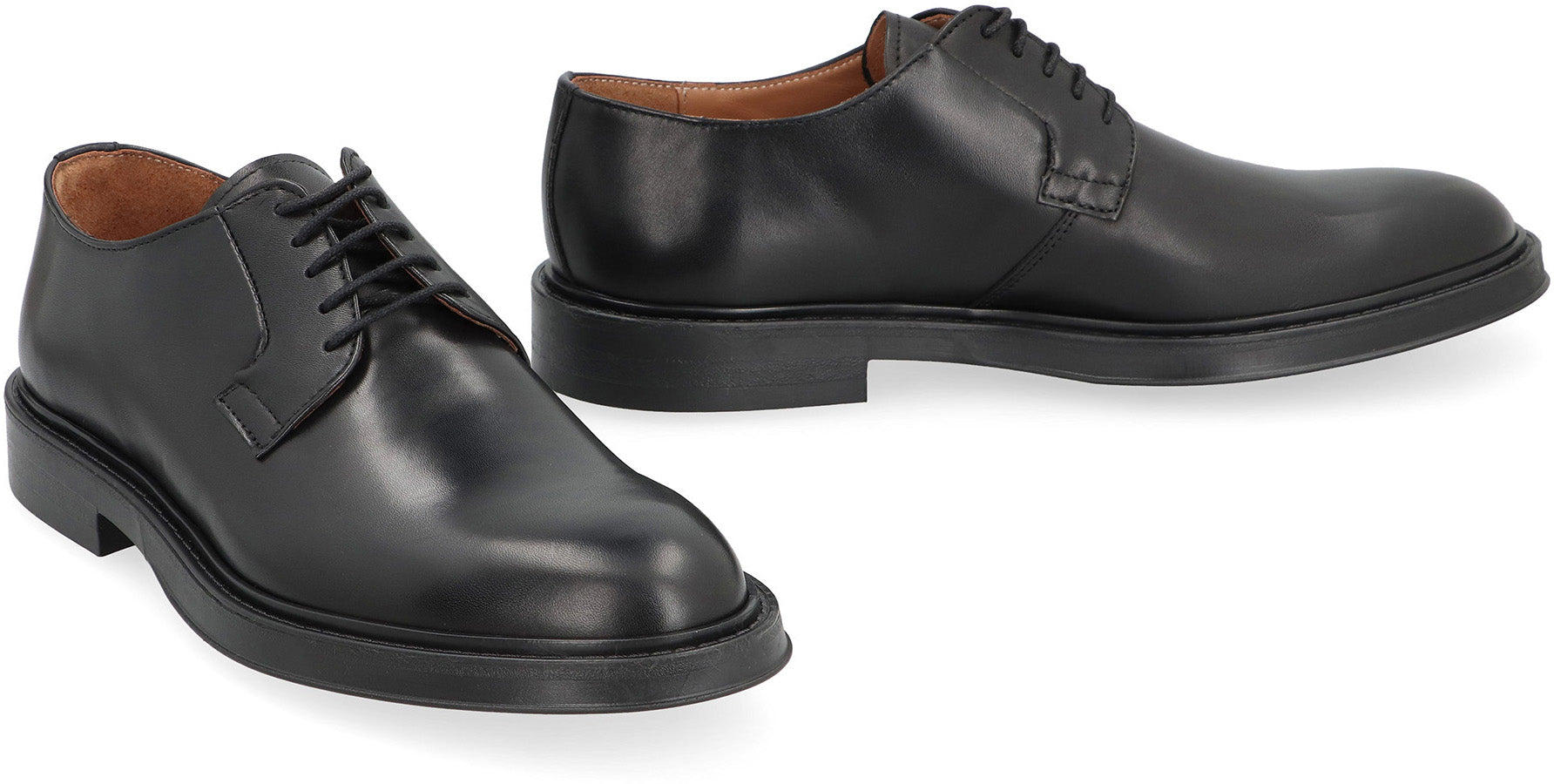 Leather lace-up shoes