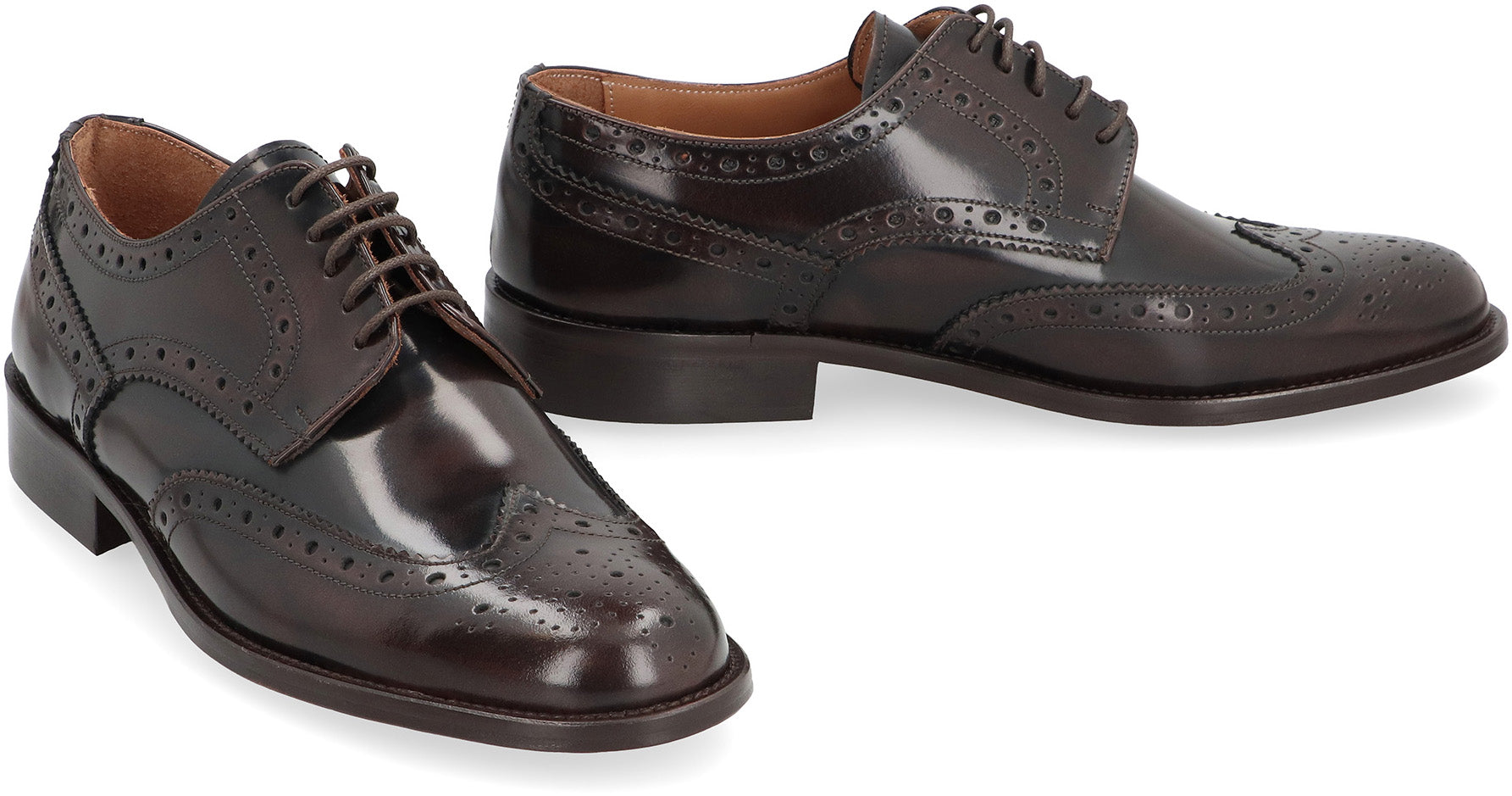 Leather lace-up shoes