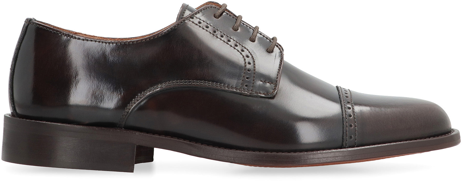 Leather lace-up shoes