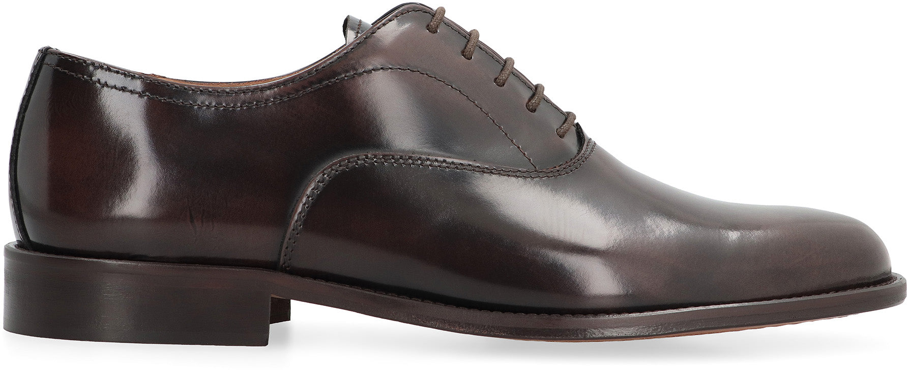 Leather lace-up shoes
