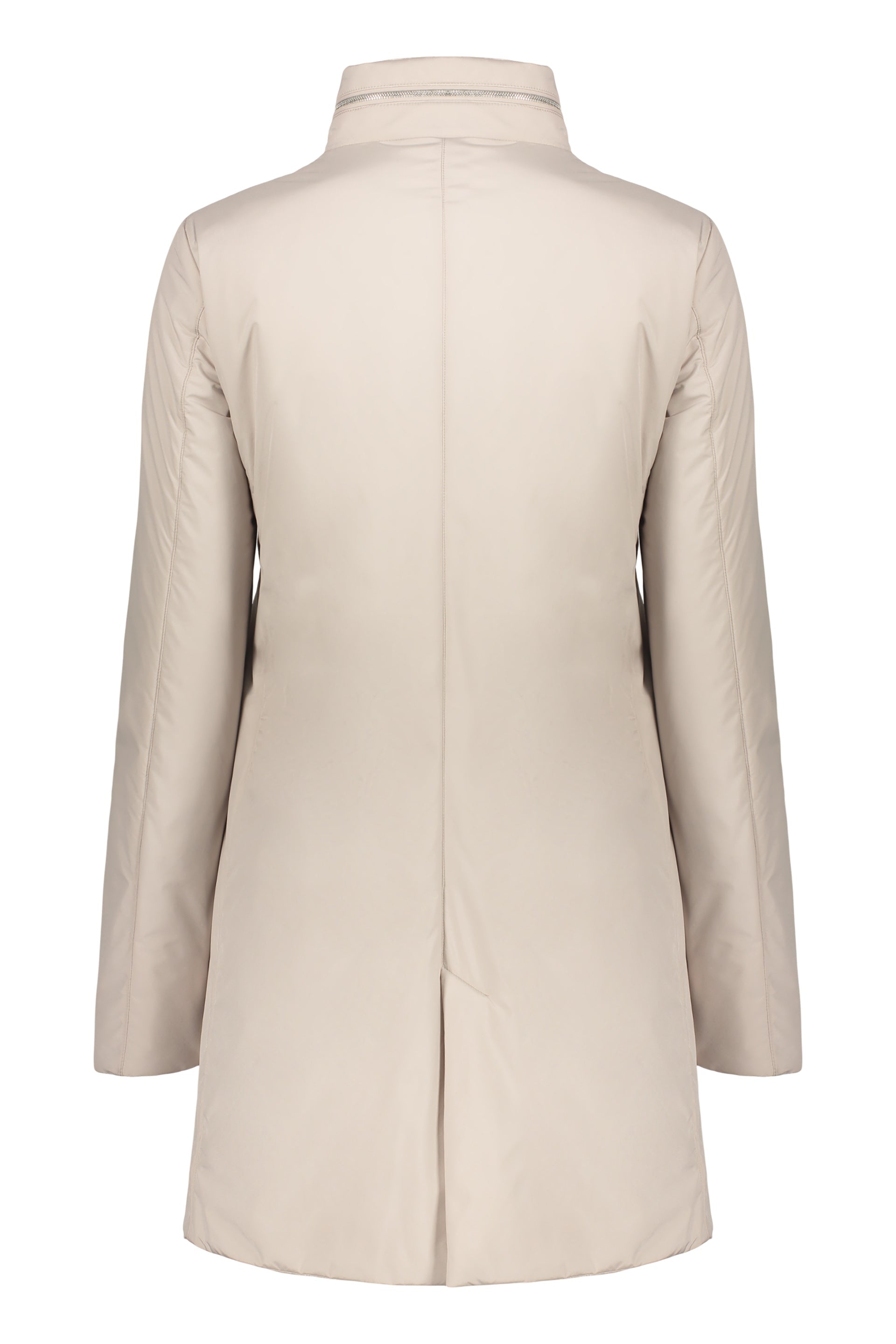 Snap button fastening down jacket