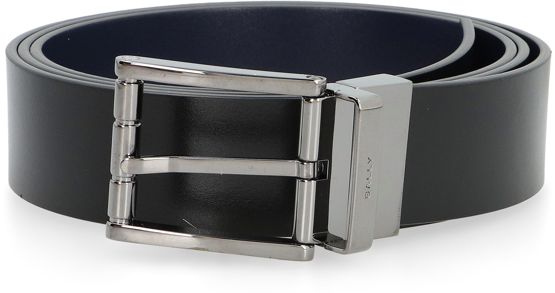 Reversible leather belt