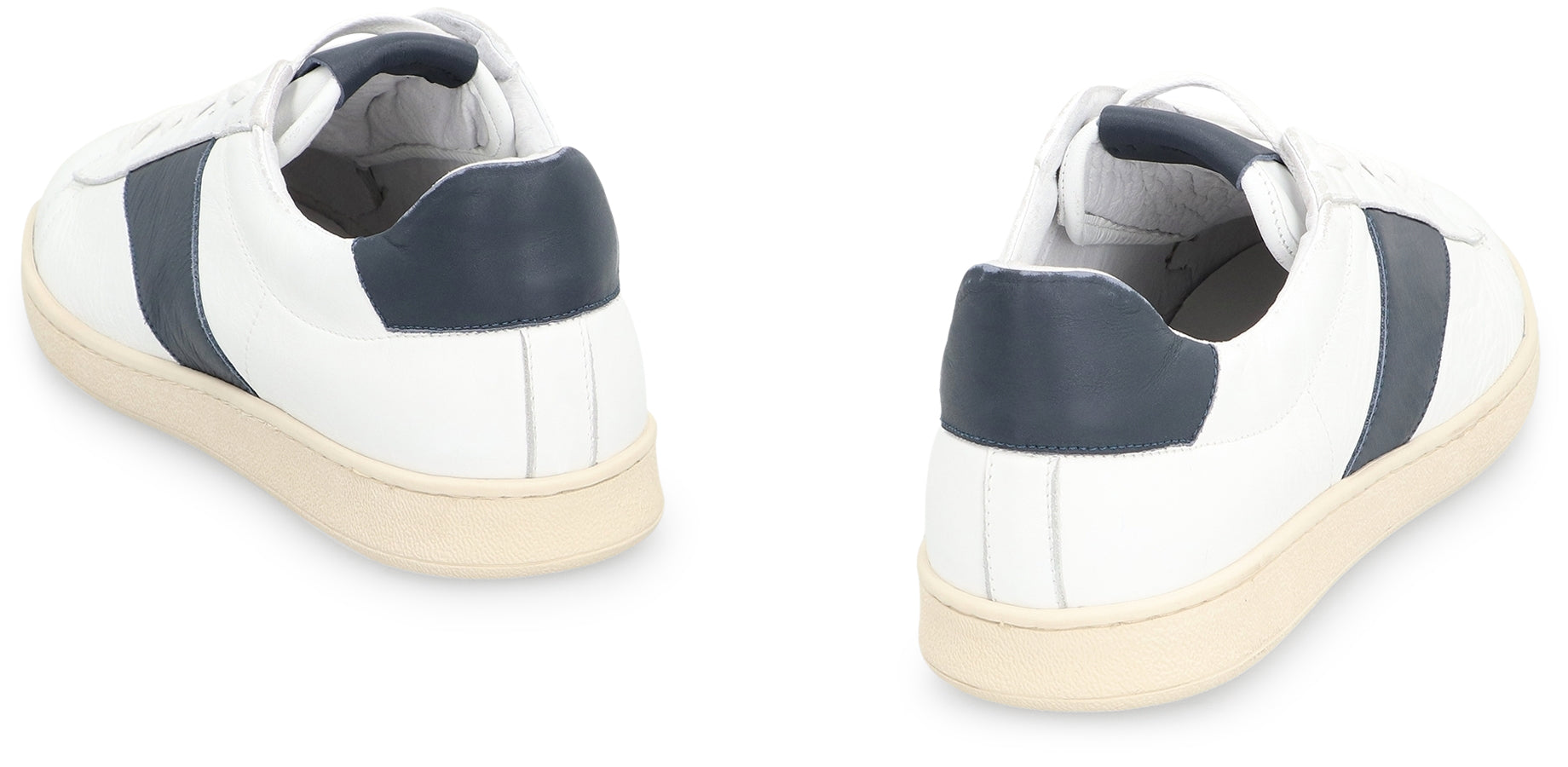 Court leather low-top sneakers