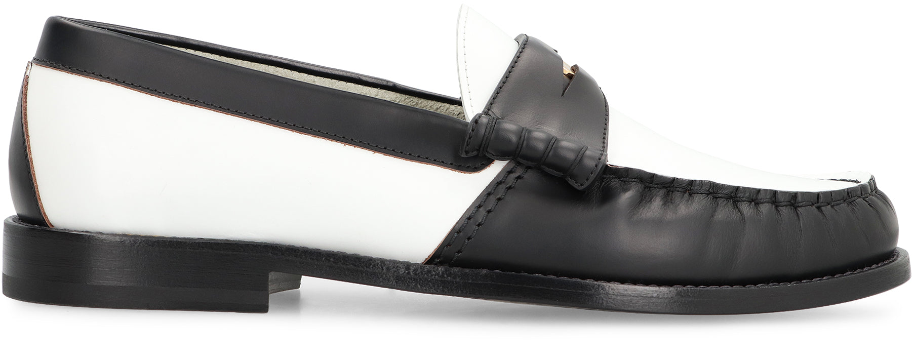 Faulty leather loafers