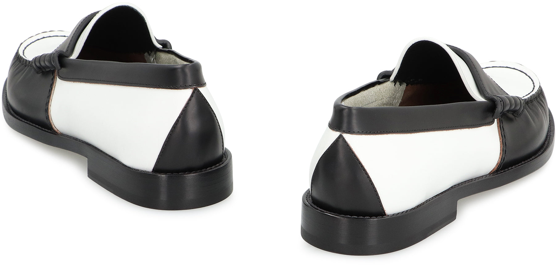 Faulty leather loafers