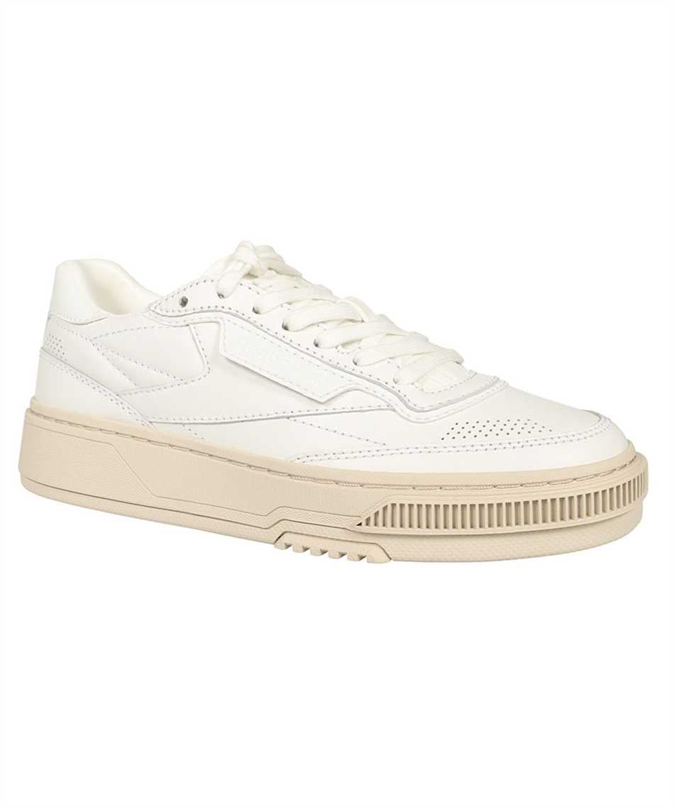 Low-top sneakers
