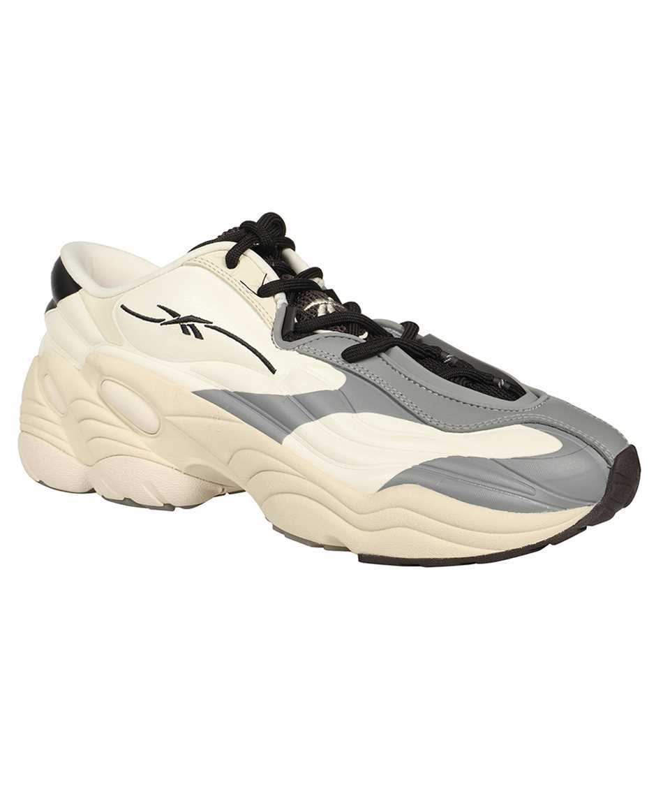 Low-top sneakers