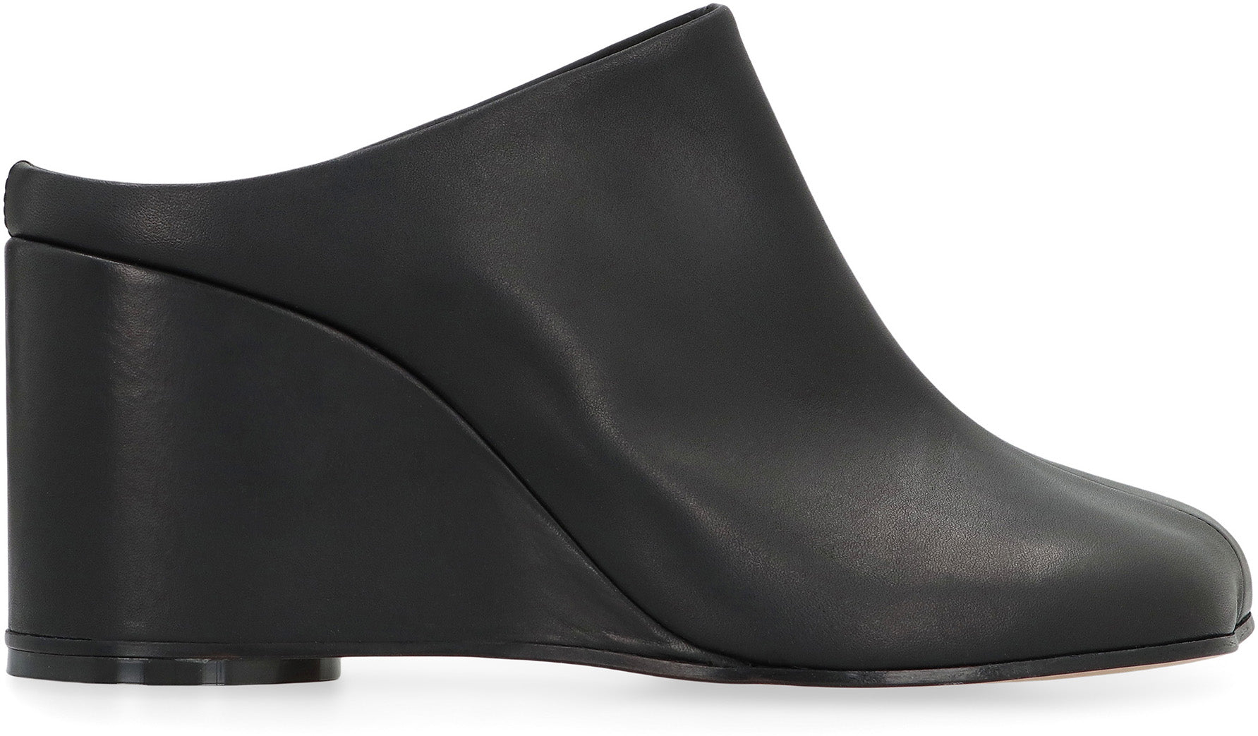 Leather mules