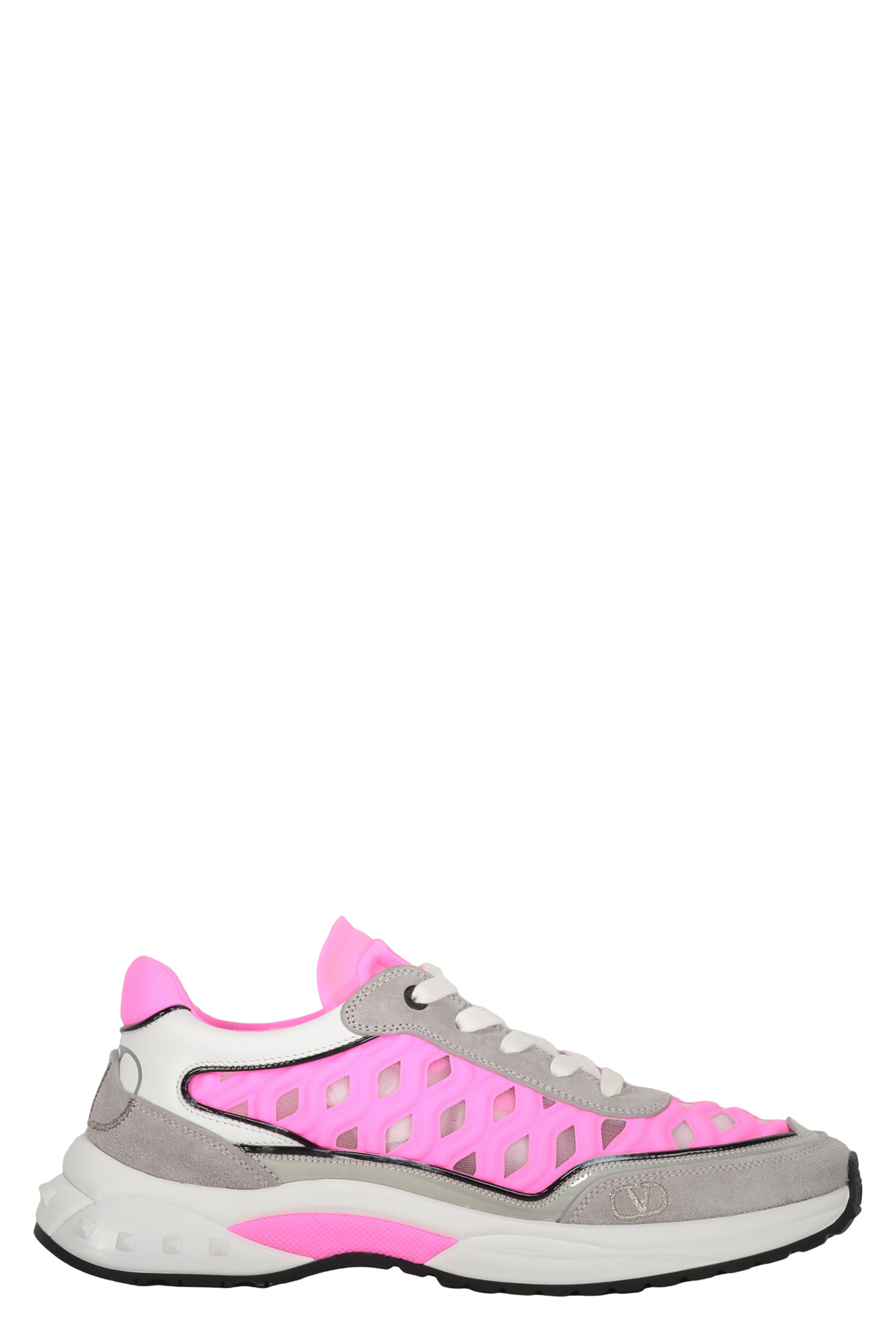 Low-top sneakers