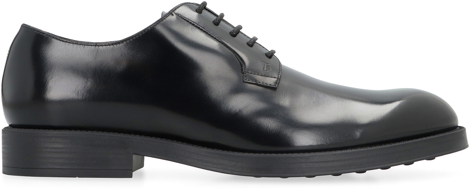 Leather lace-up shoes