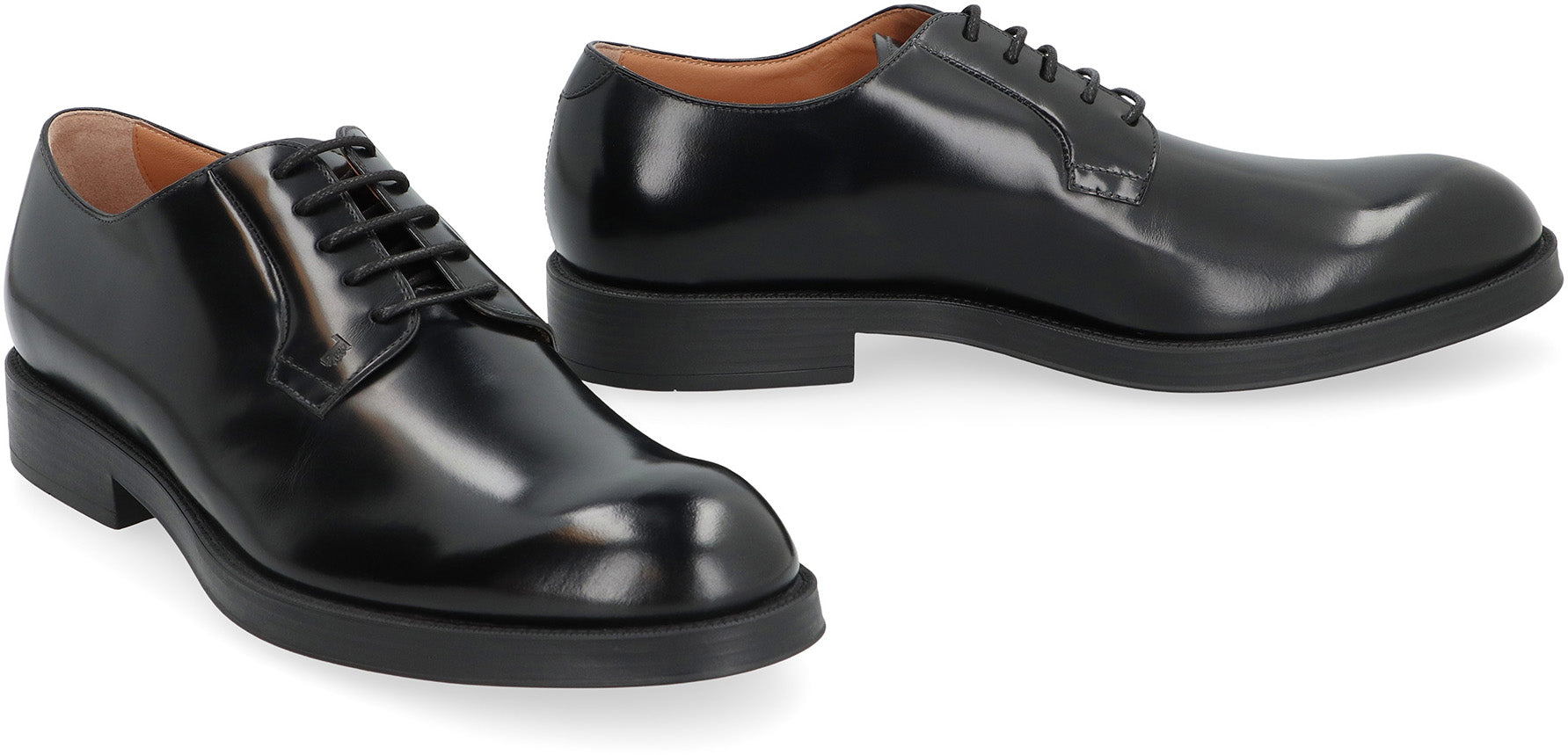 Leather lace-up shoes