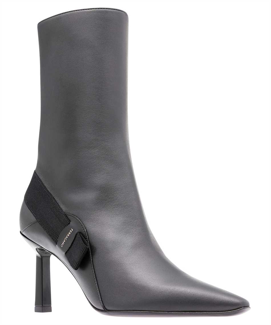 Virgilia leather boots