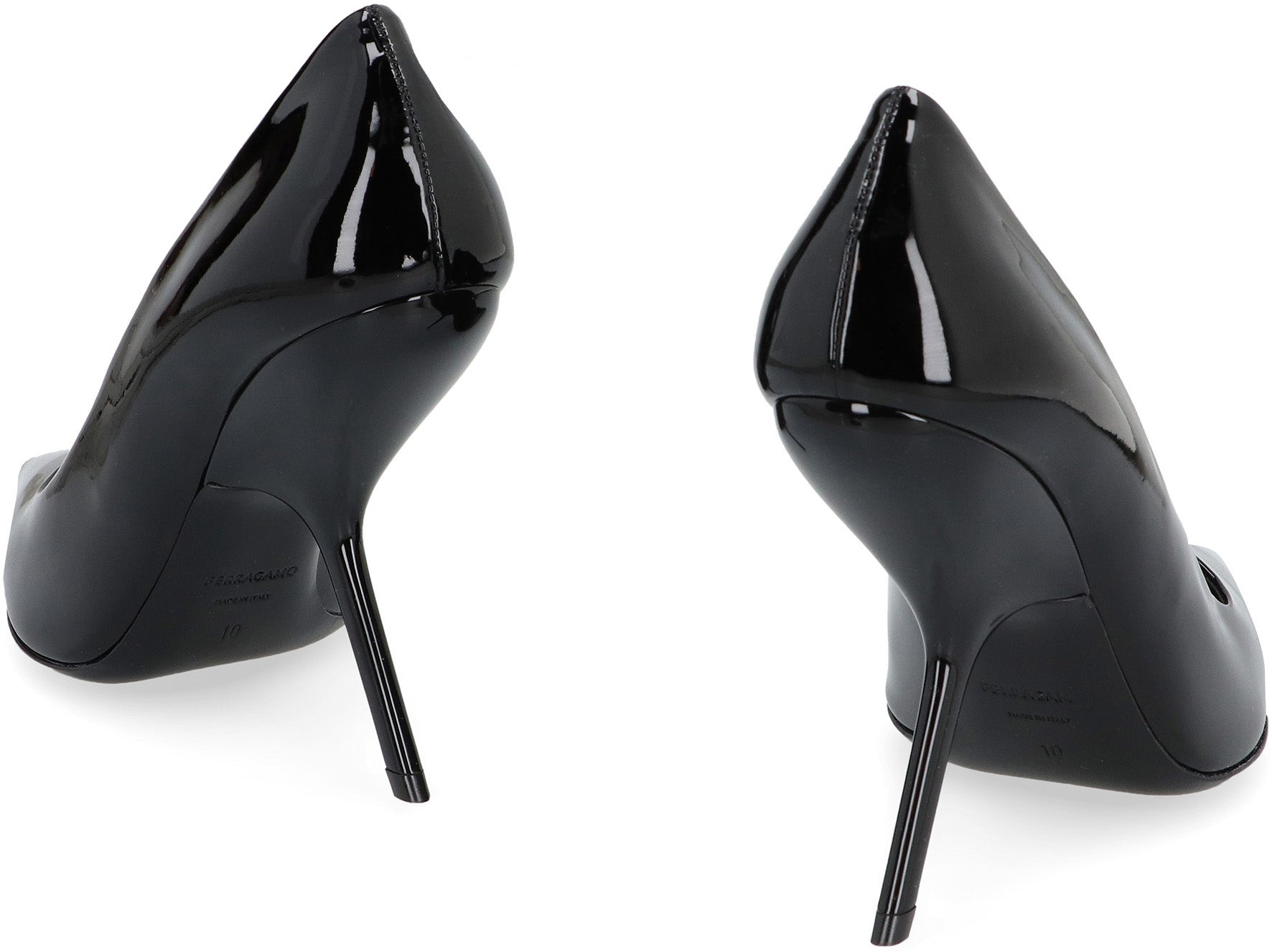 Eva patent leather pumps