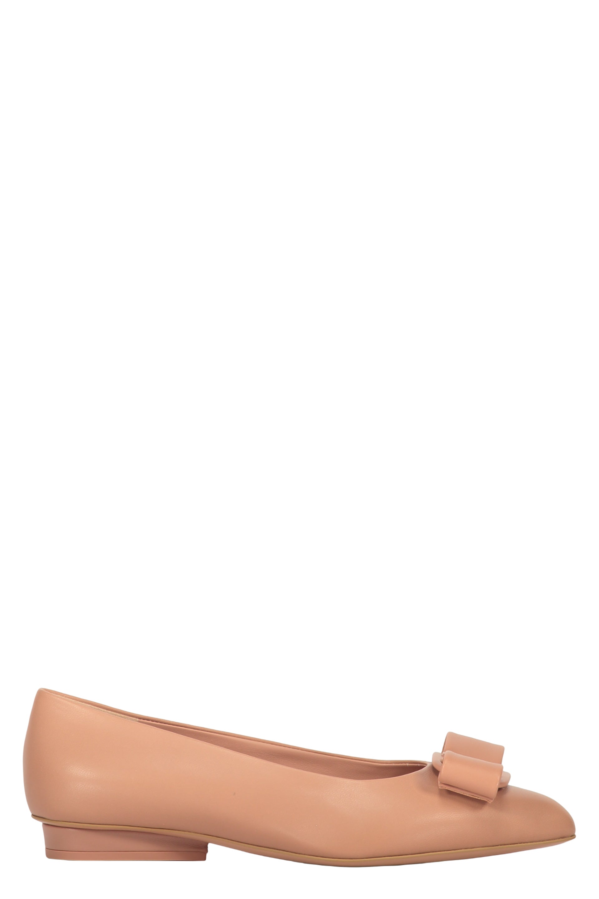 Leather ballet flats with logo