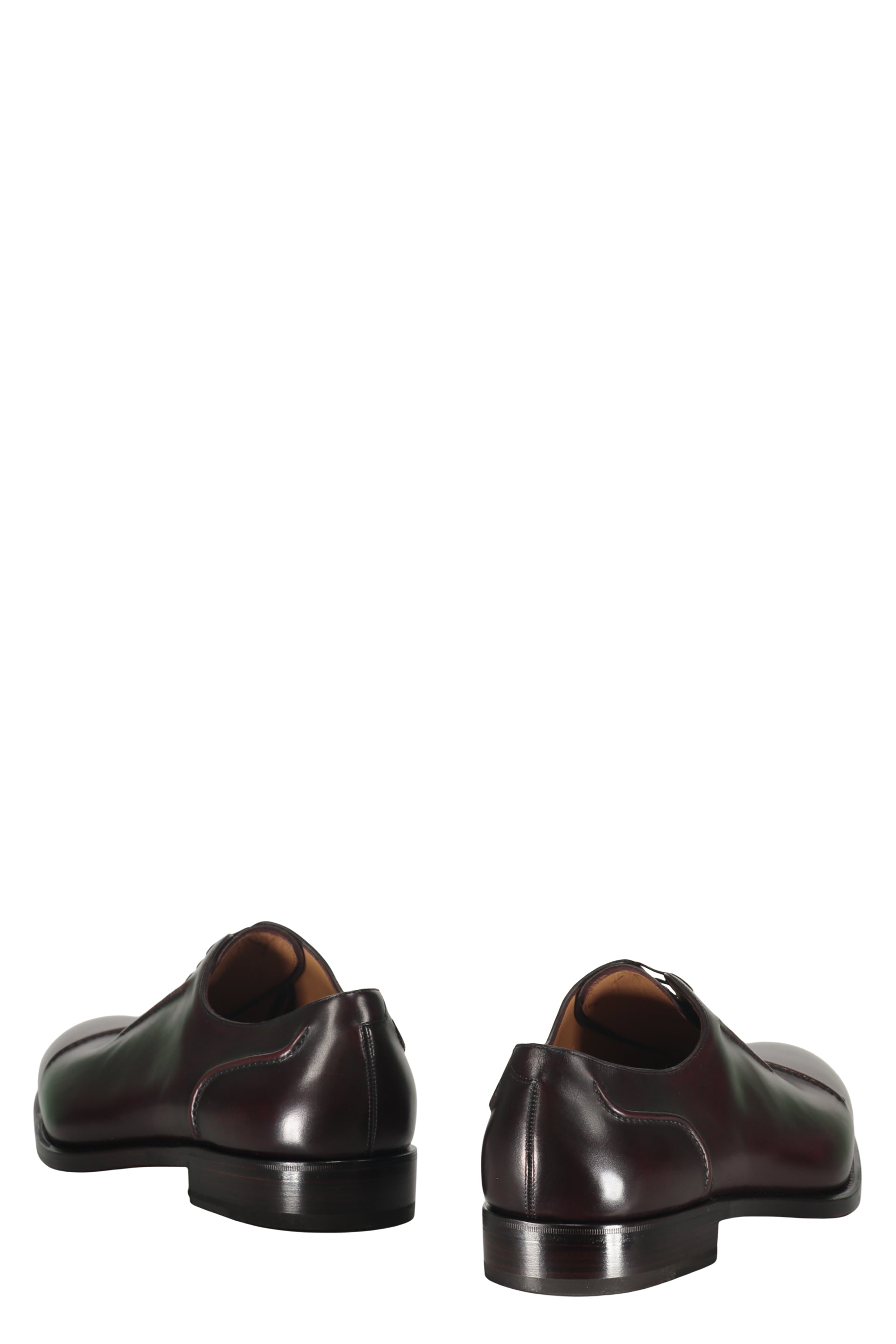 Leather lace-up shoes