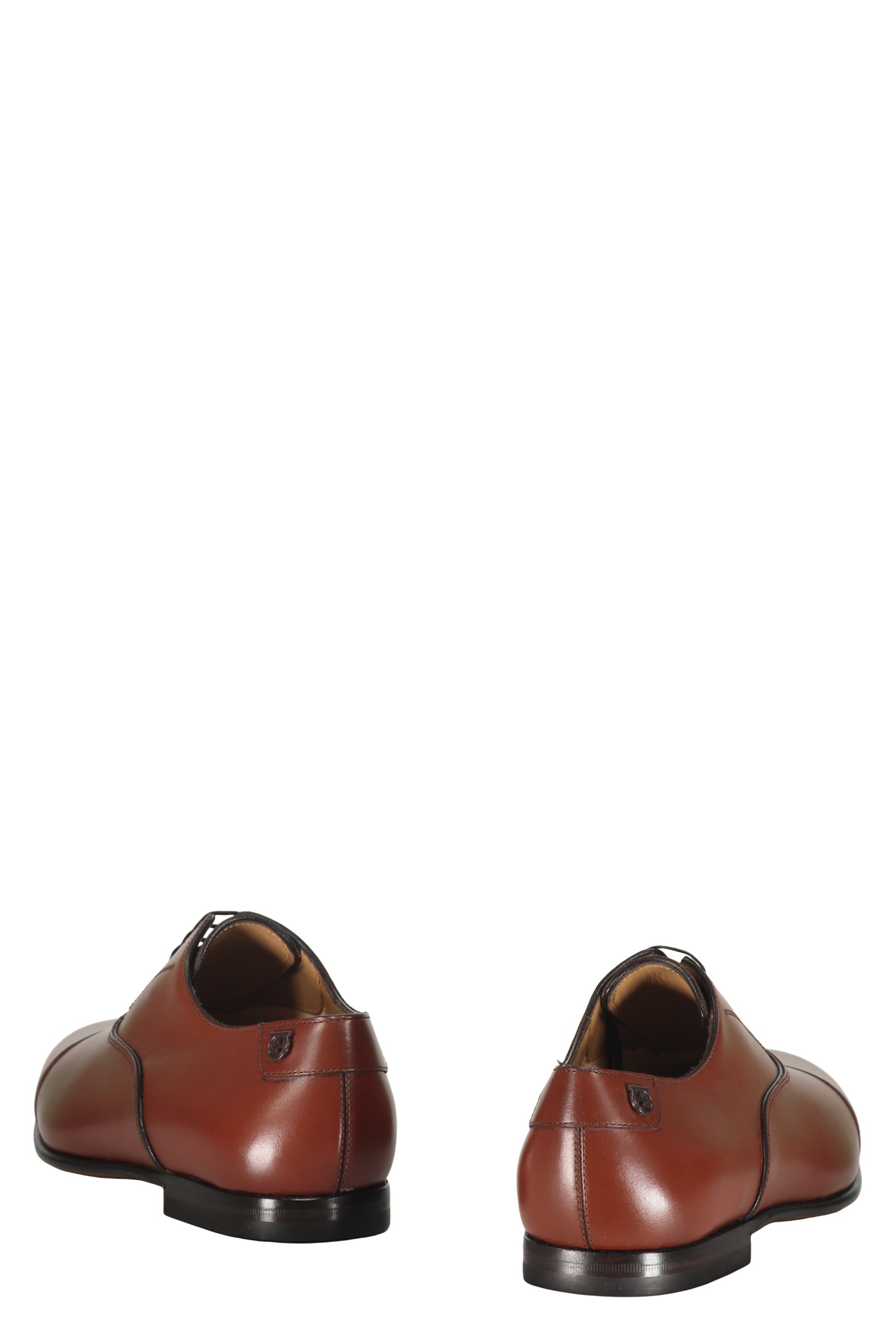 Leather lace-up shoes