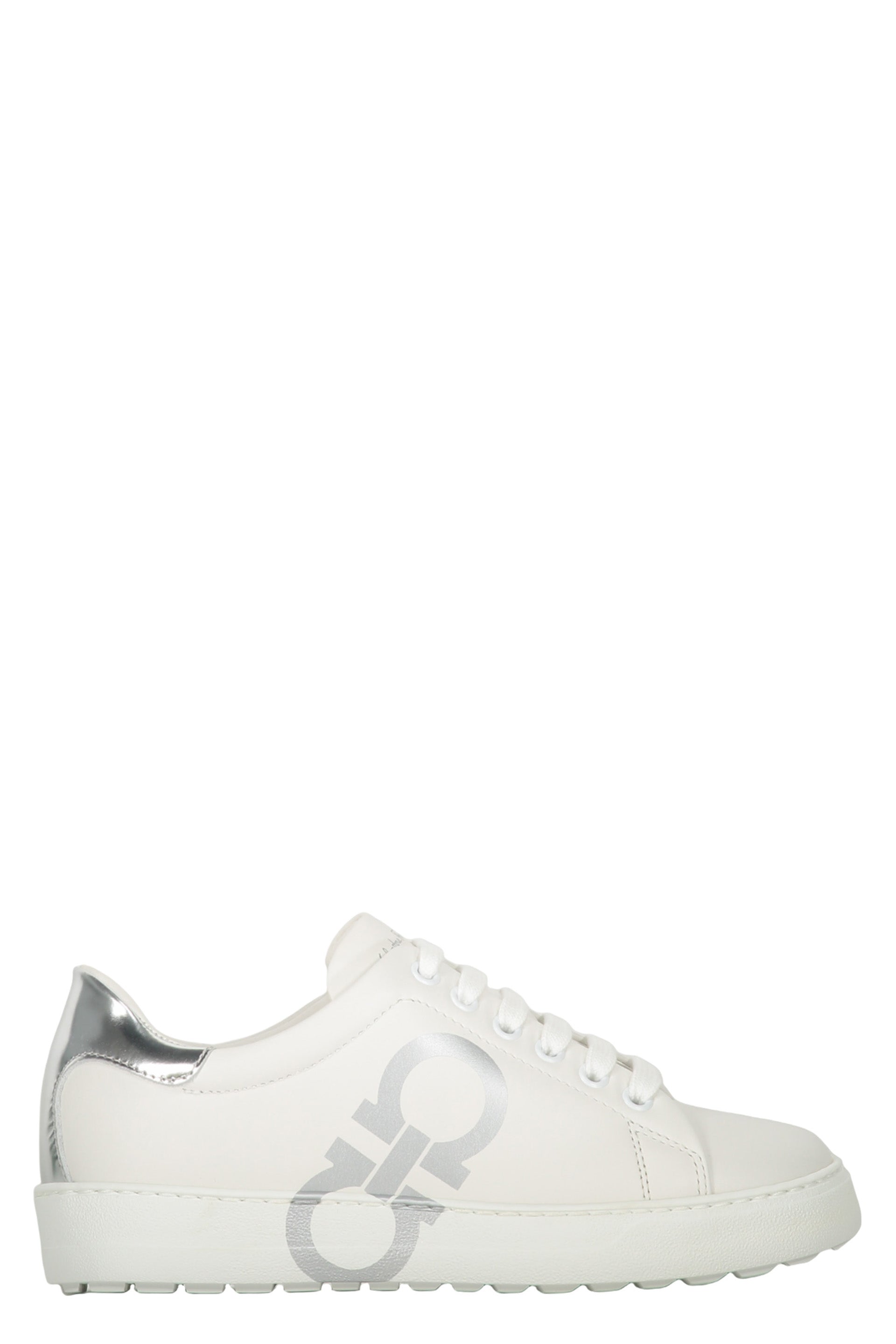 Leather low-top sneakers