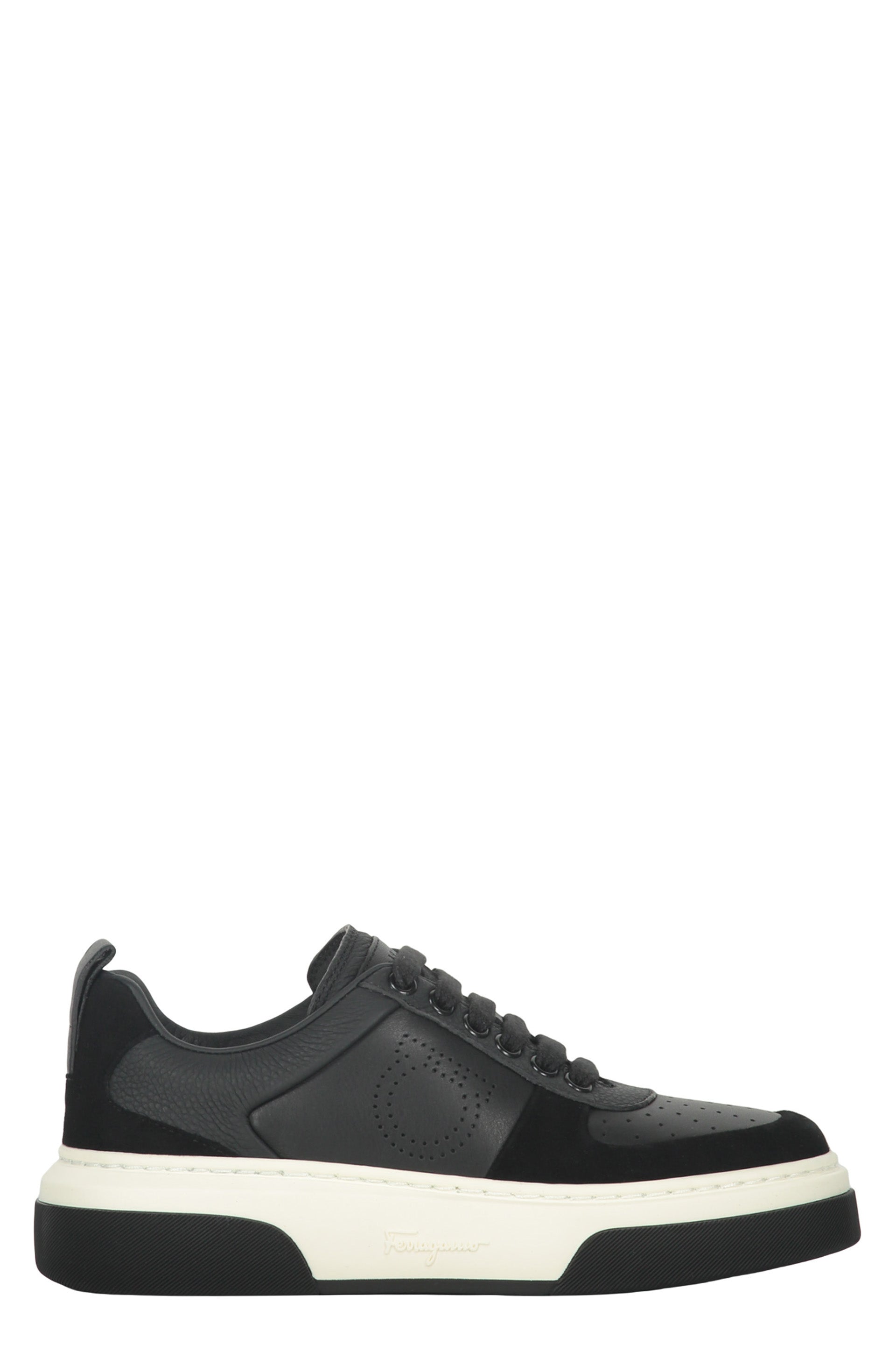Leather low-top sneakers