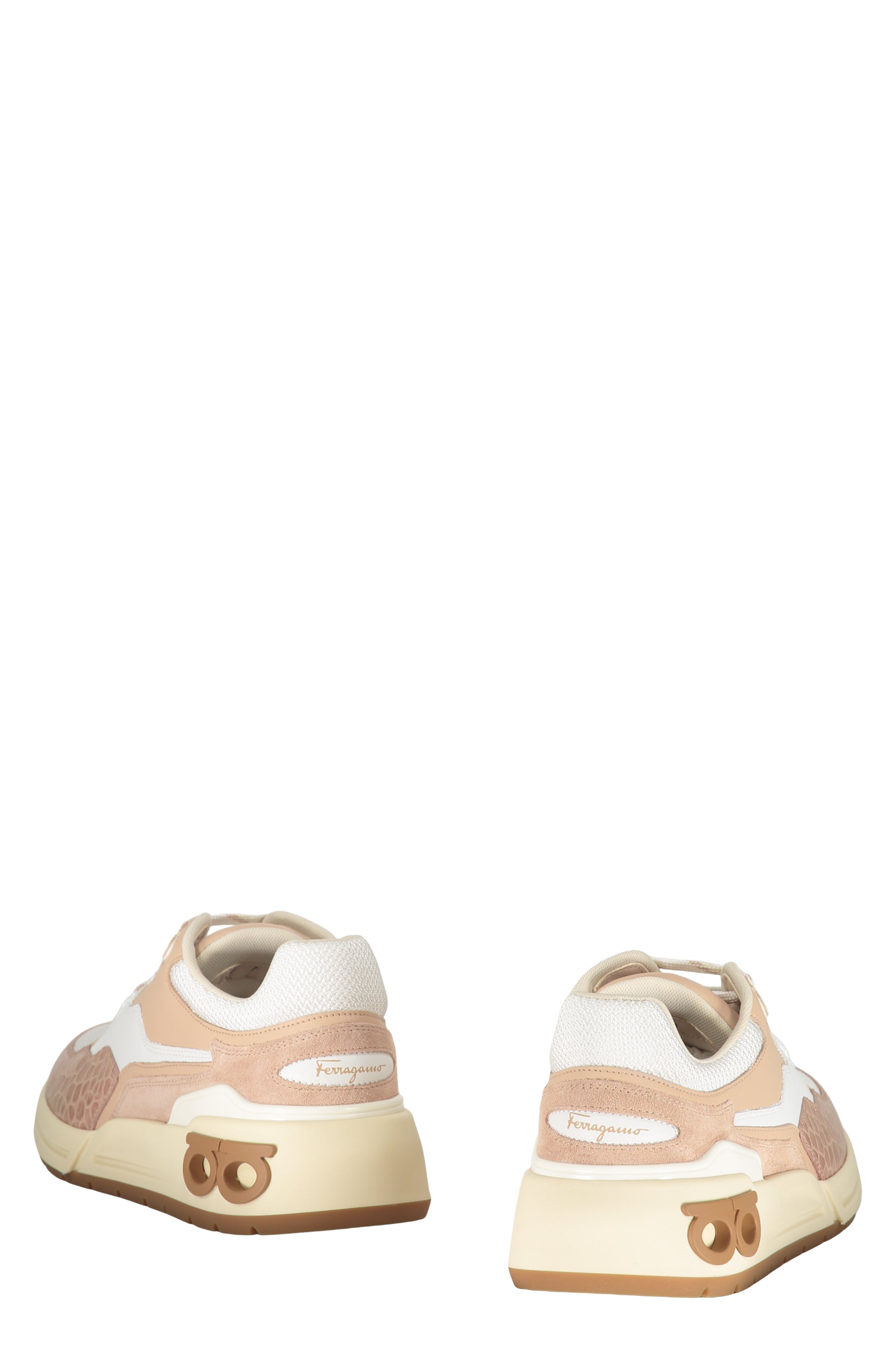 Leather low-top sneakers