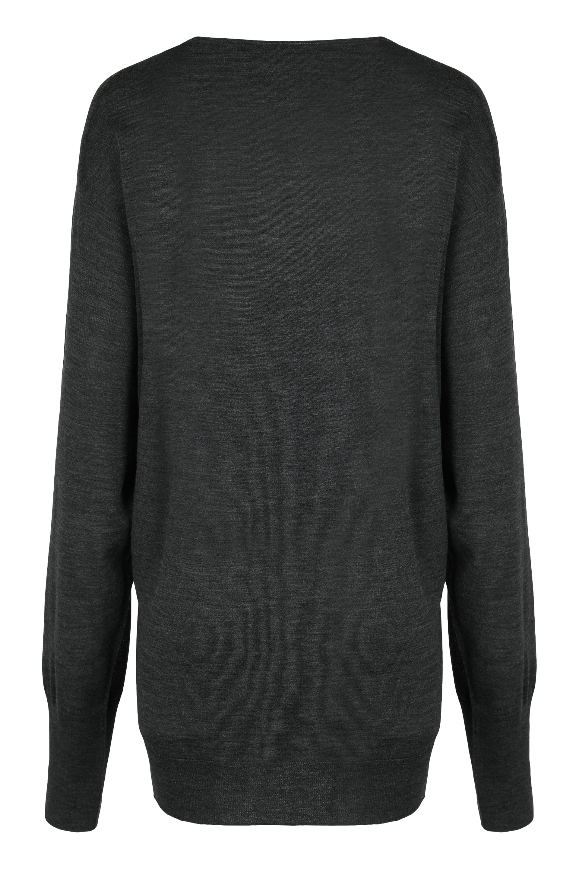 Sweater in merino wool with floral embroidery