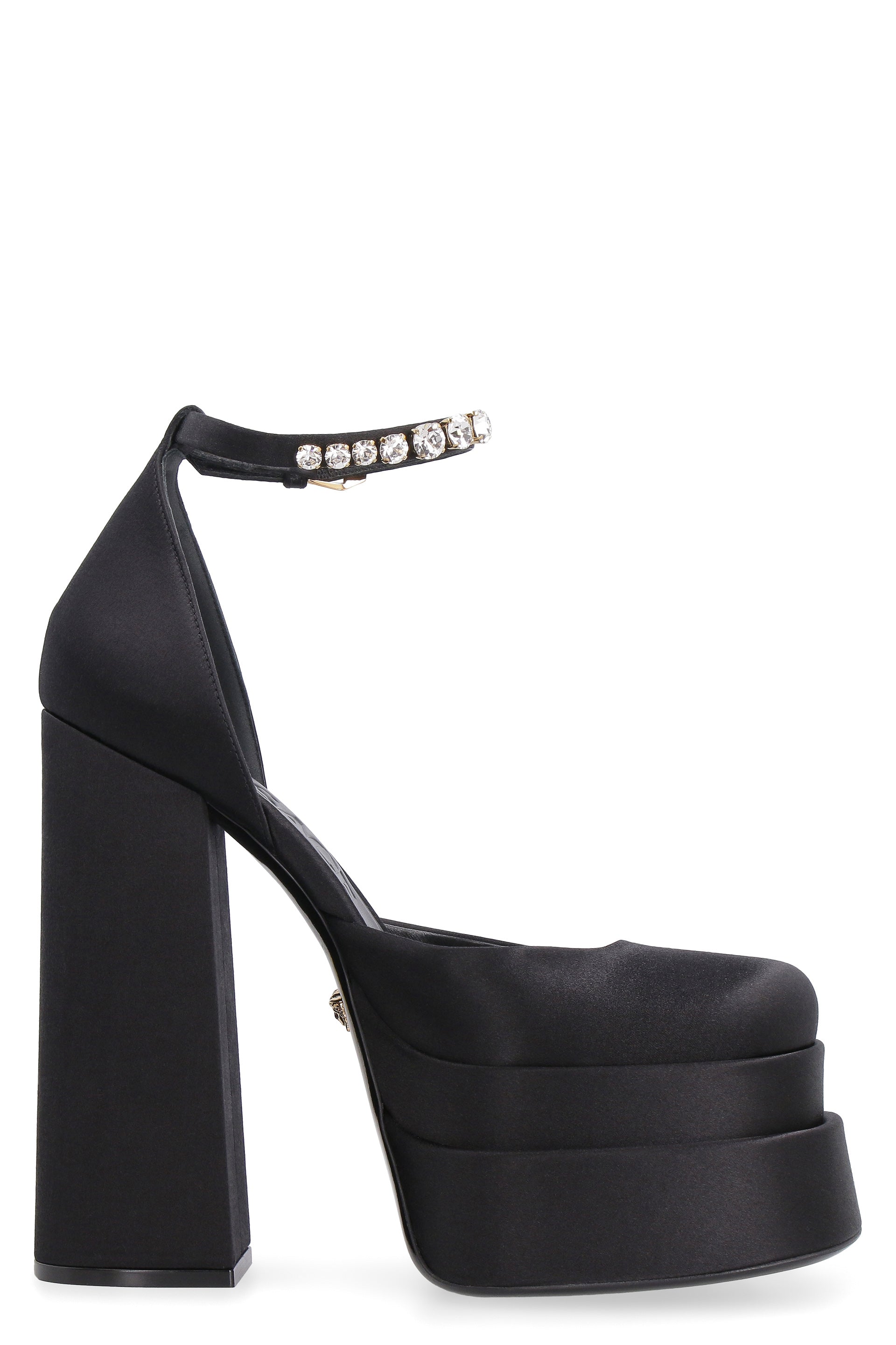 Medusa Aevitas satin pumps