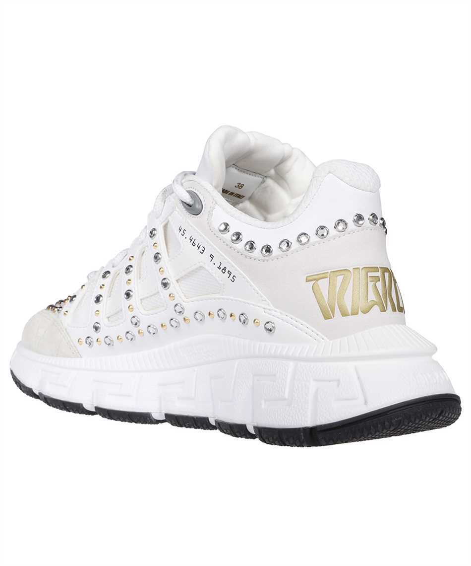 Low-top sneakers