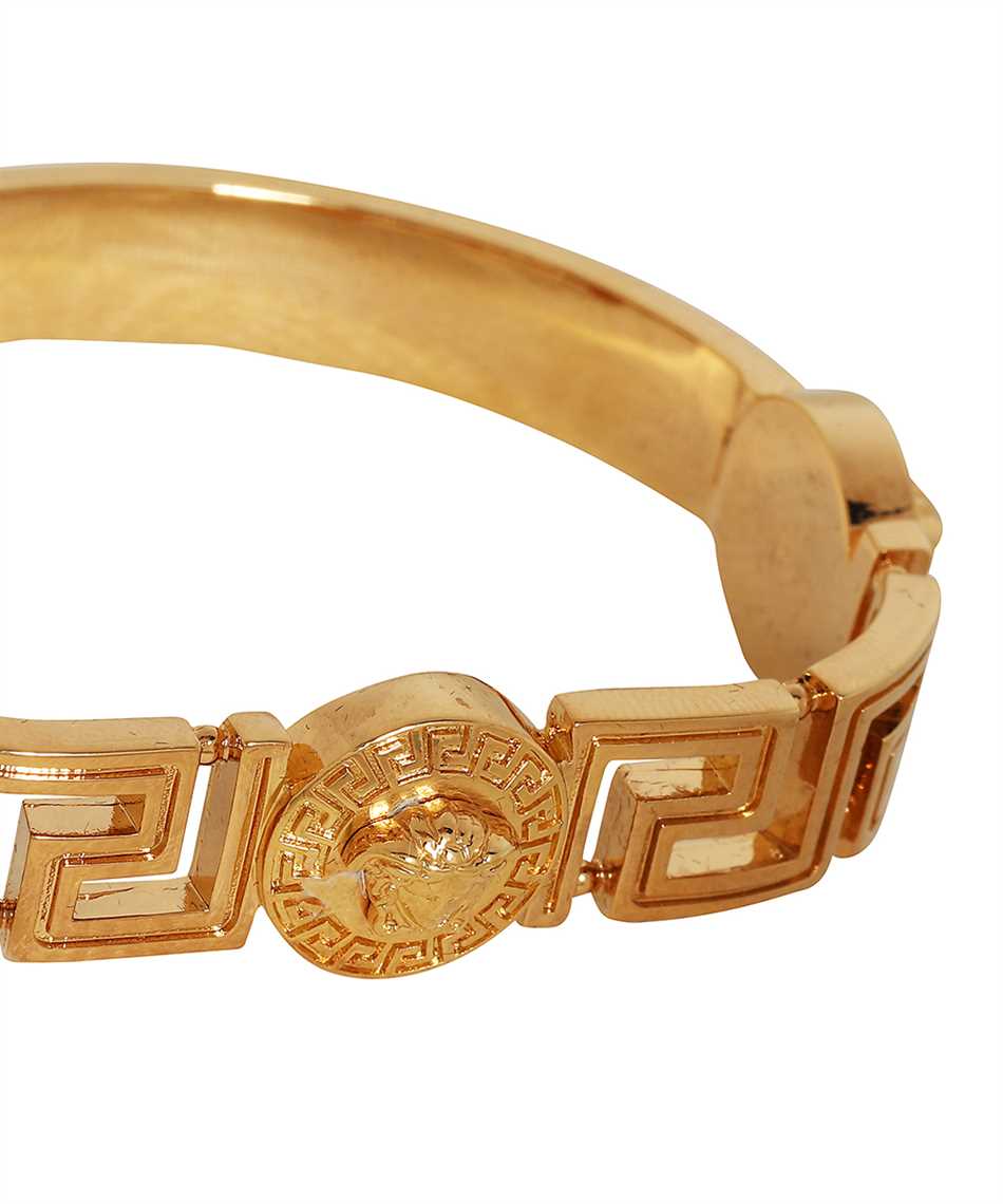 Golden metal bracelet