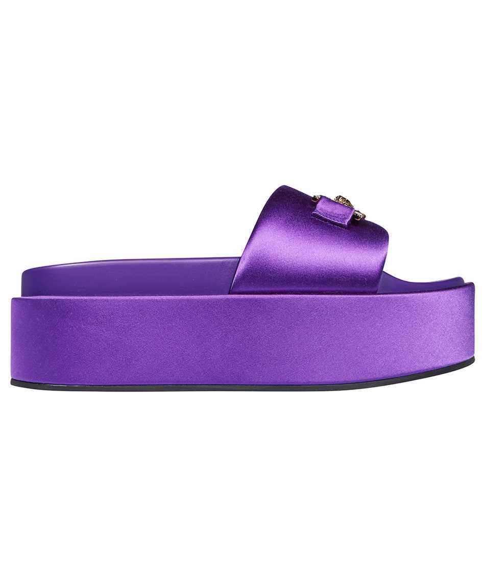 Slides with logo