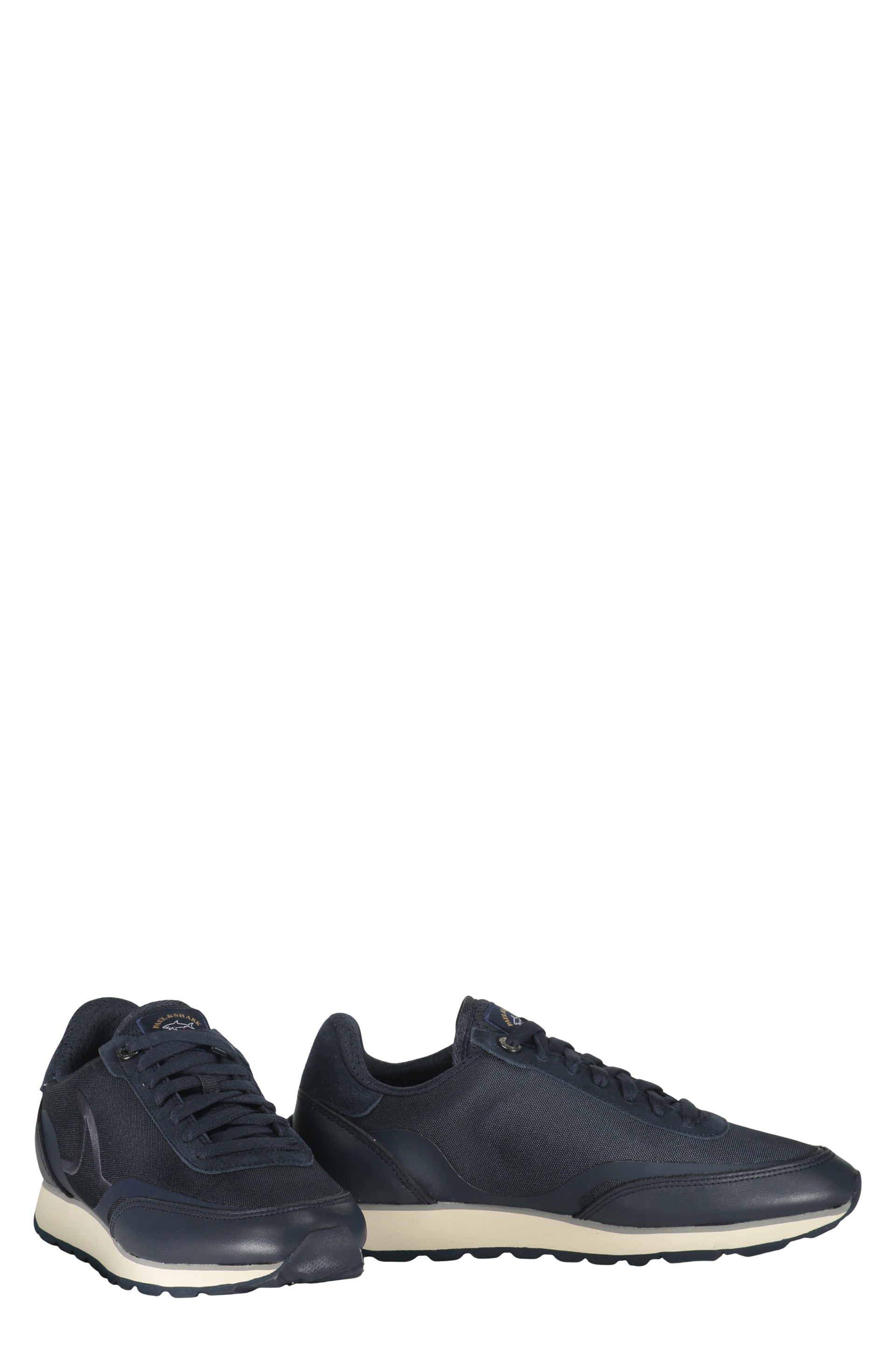 Elegant and versatile sports shoes for any occasion