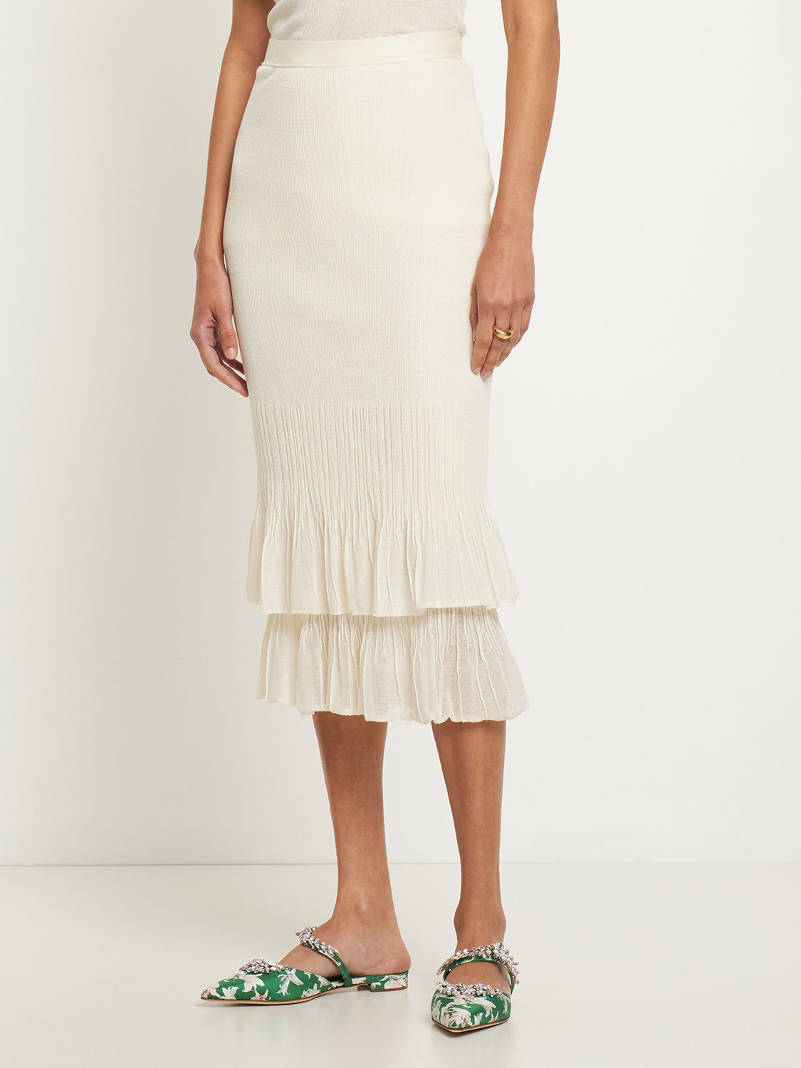 Versatile summer mules with green tropical pattern