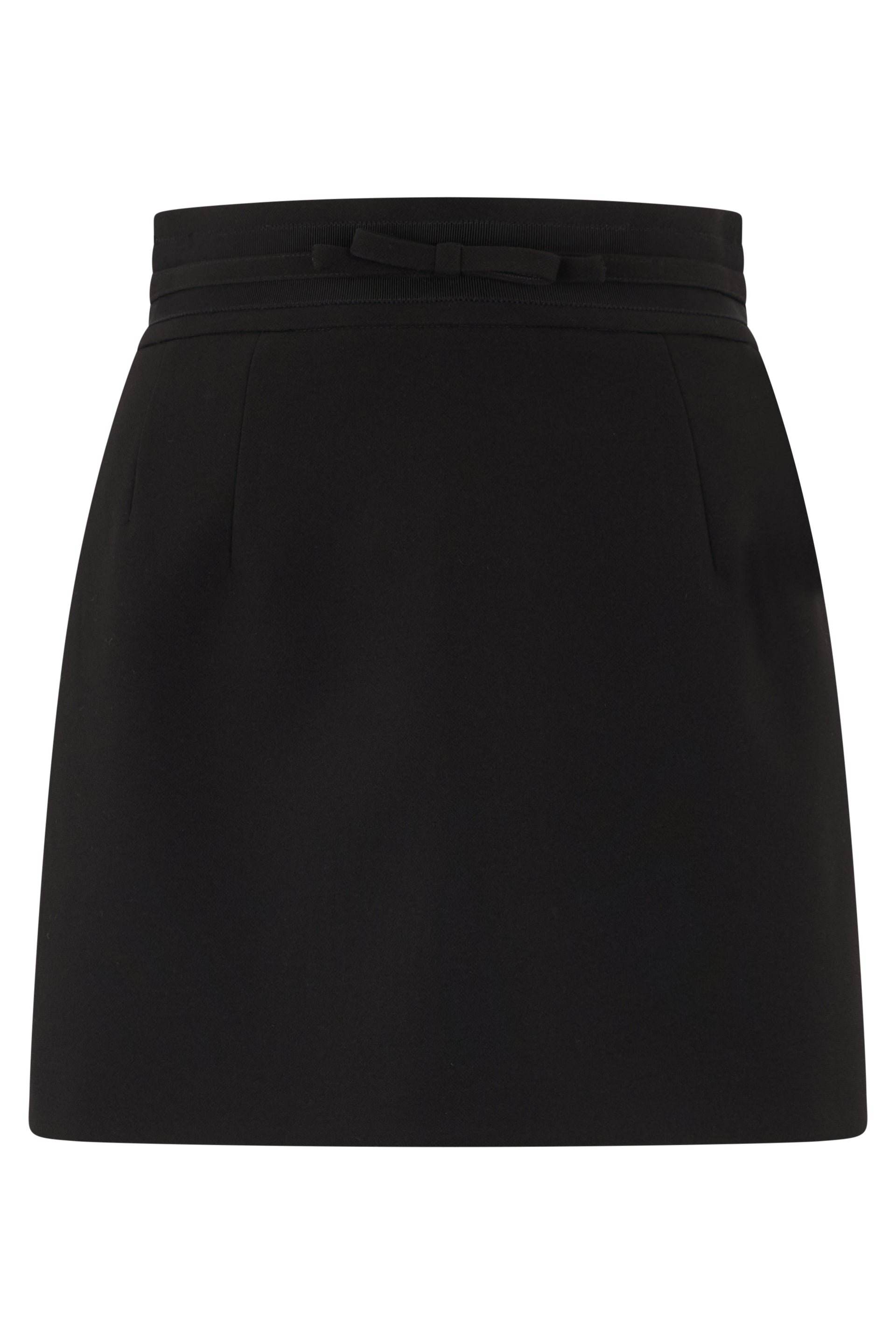 Elegant, versatile and comfortable black short skirt.