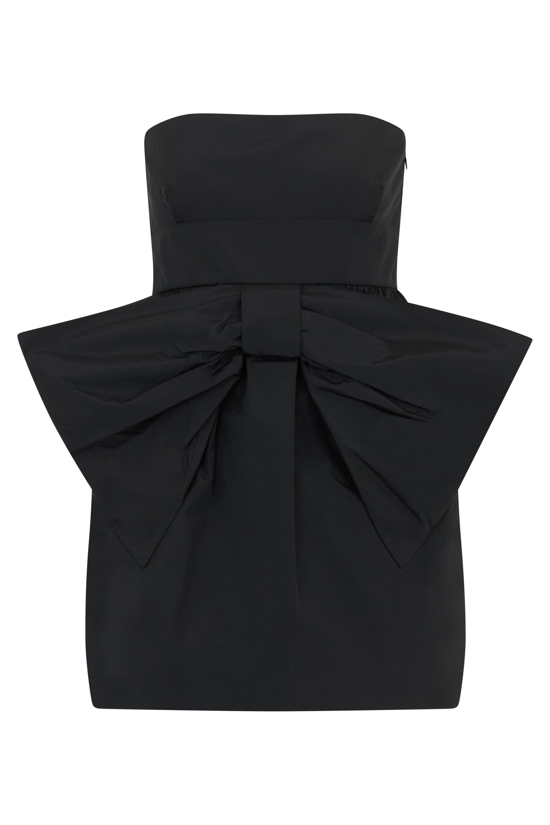 Black short dress without sleeves with an elegant and sophisticated design.