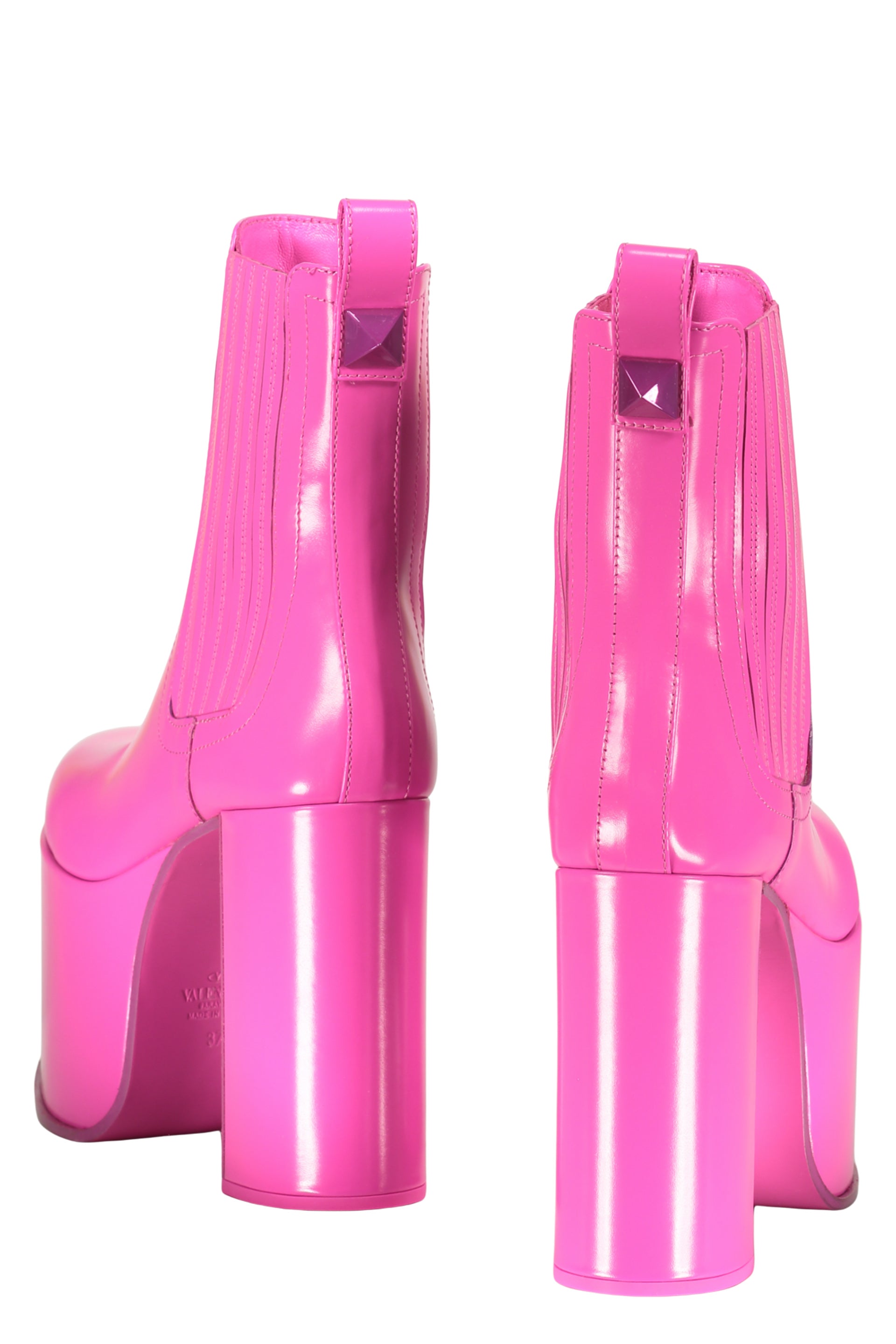 Pink glossy ankle boots with heel