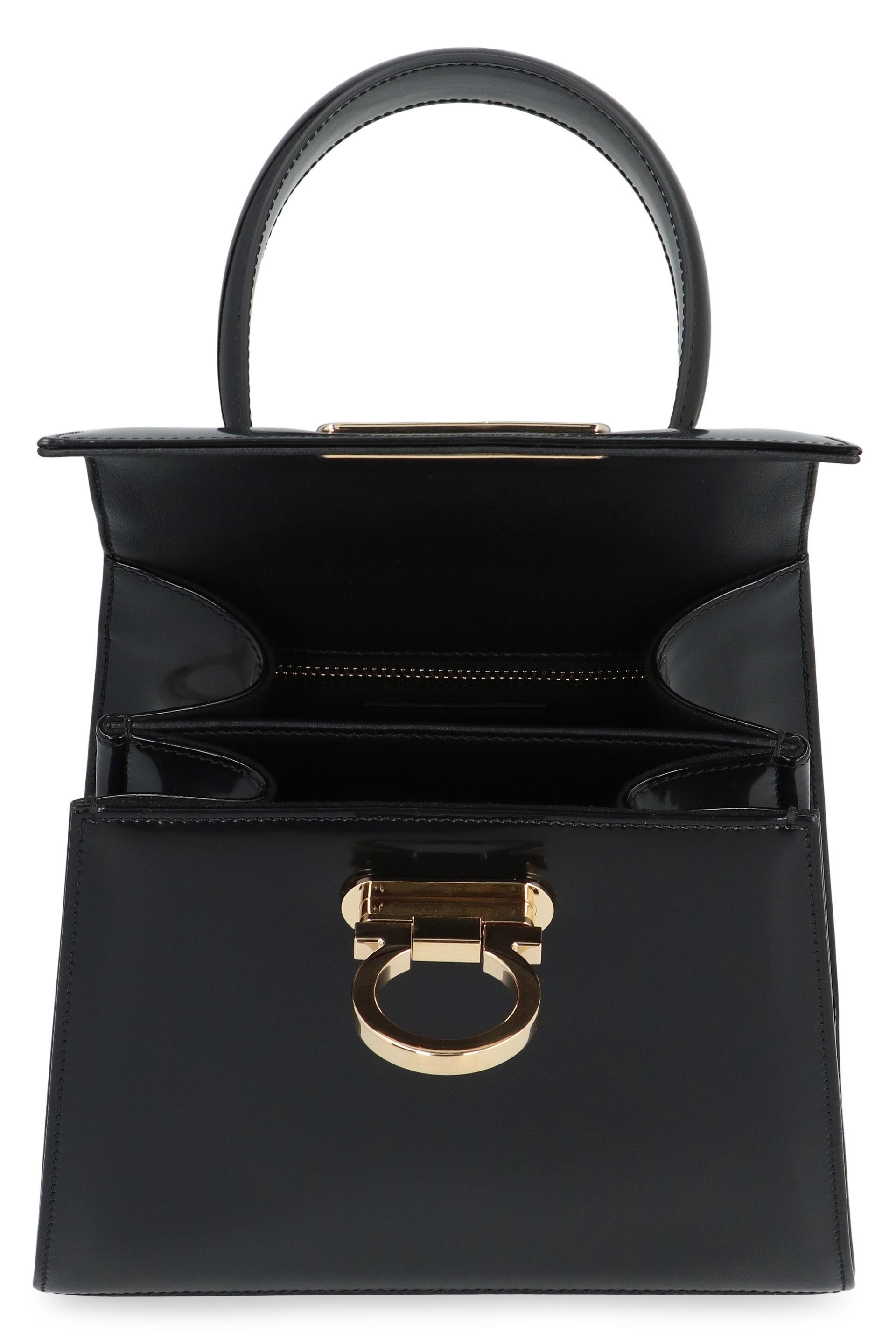 Iconic leather handbag