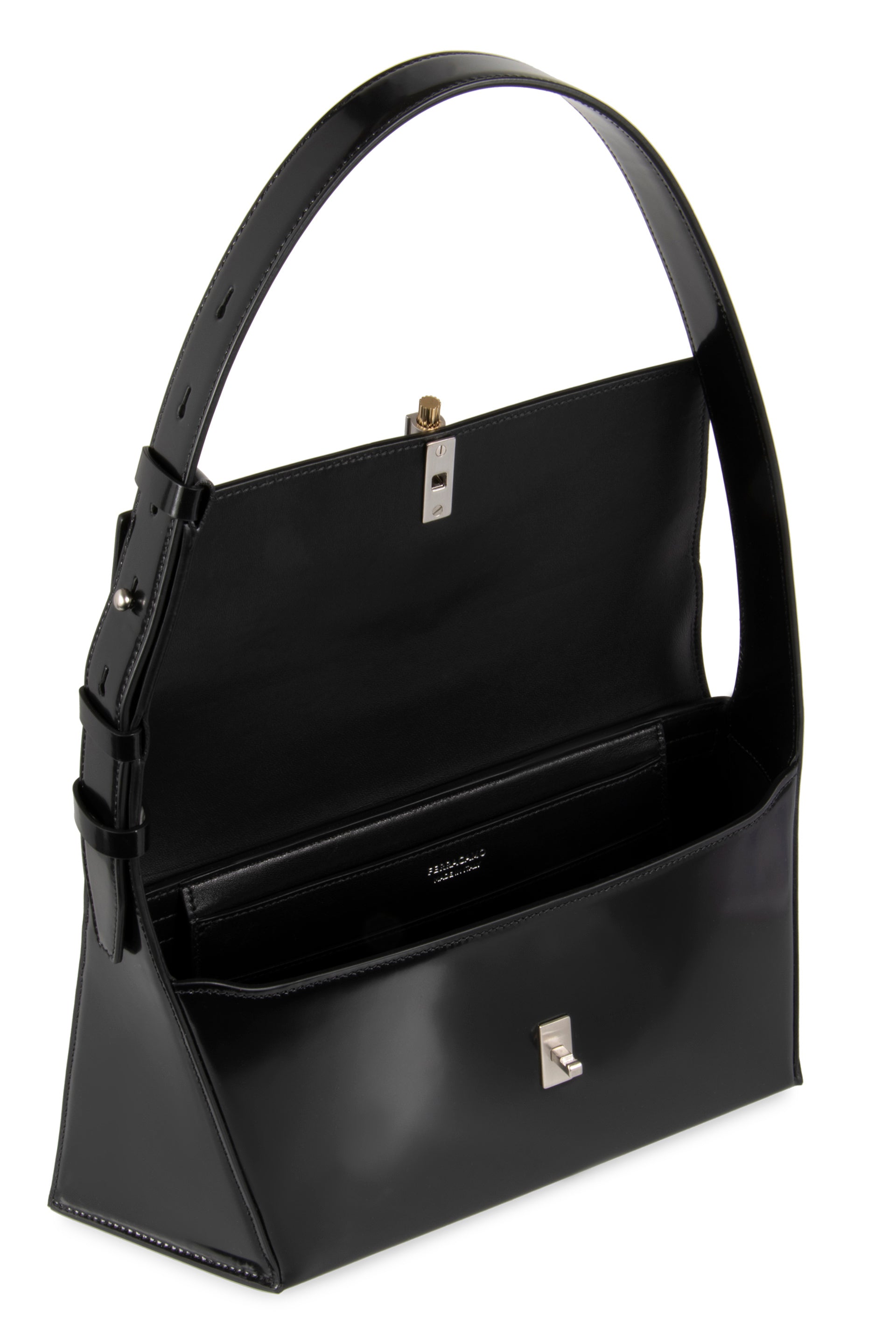 Leather shoulder bag