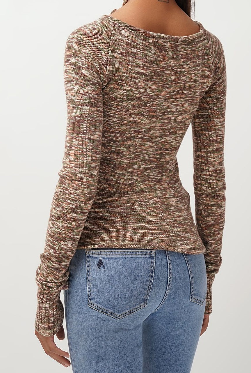 Fitted top with a deep neckline