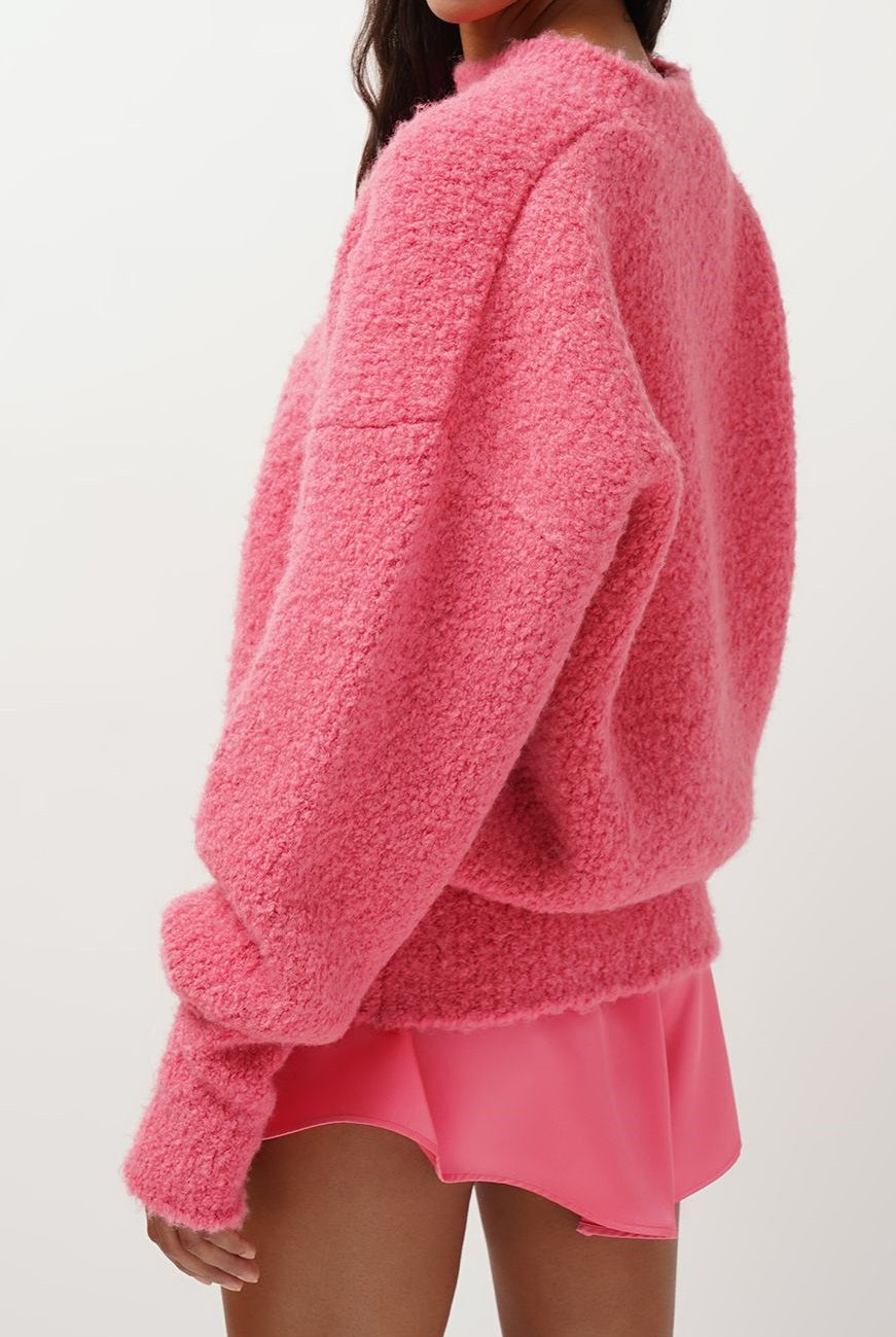 Classic soft sweater with round neck