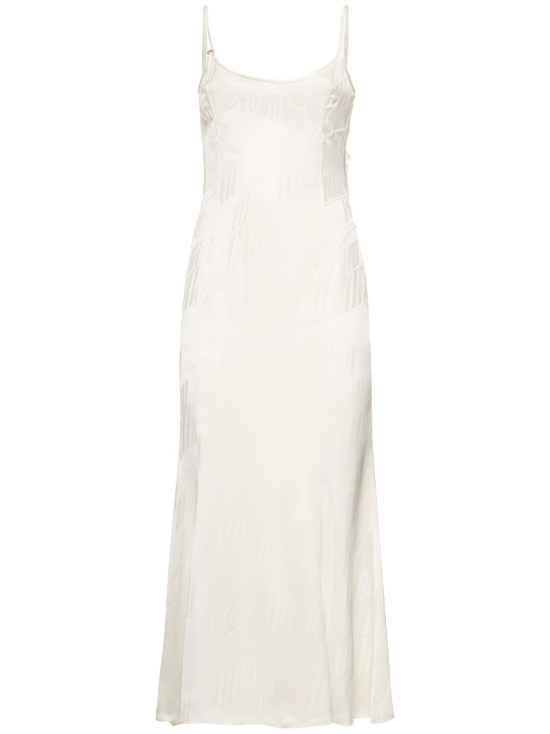 Elegant long dress made of light fabric versatile