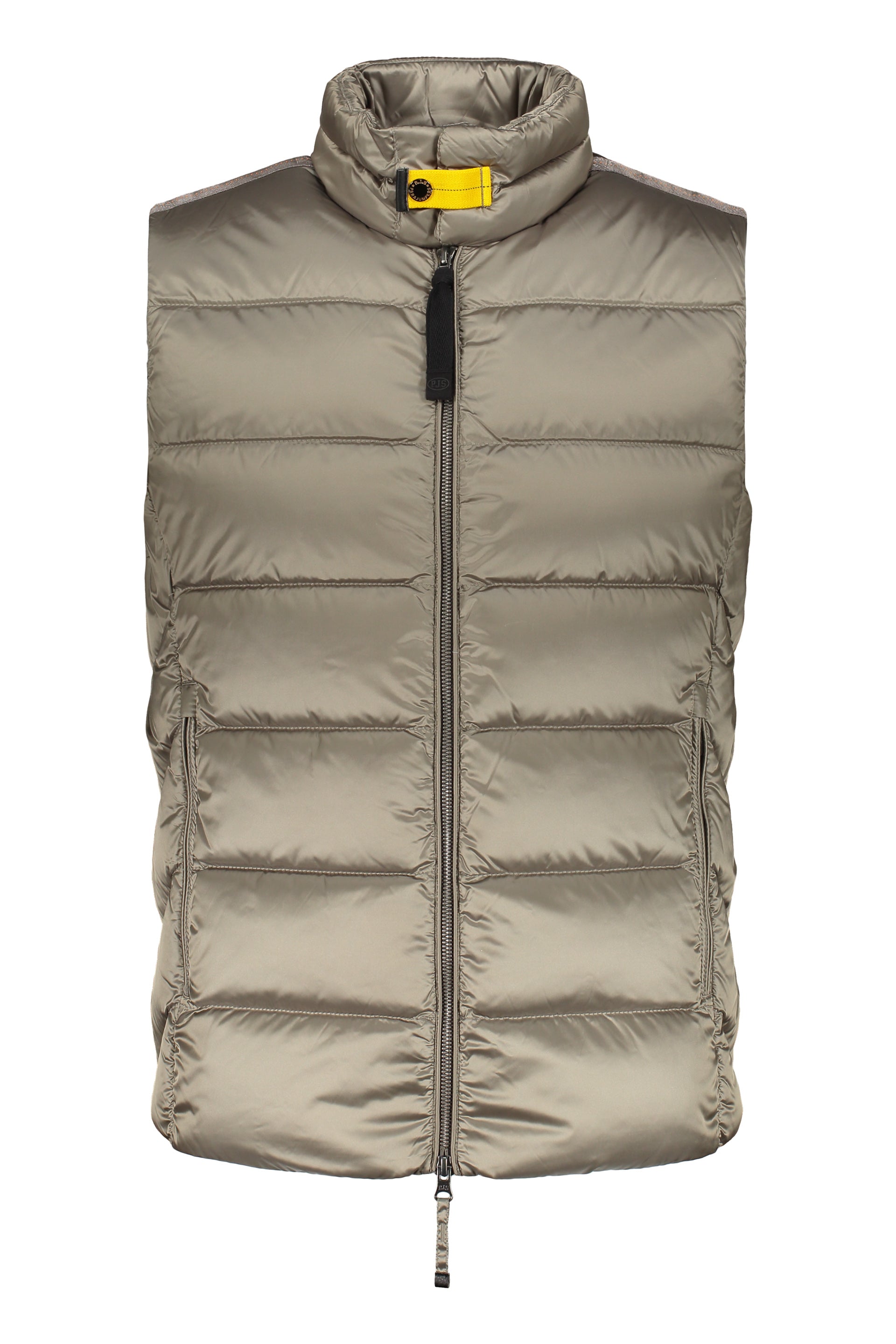 Lightweight and versatile vest for any occasion