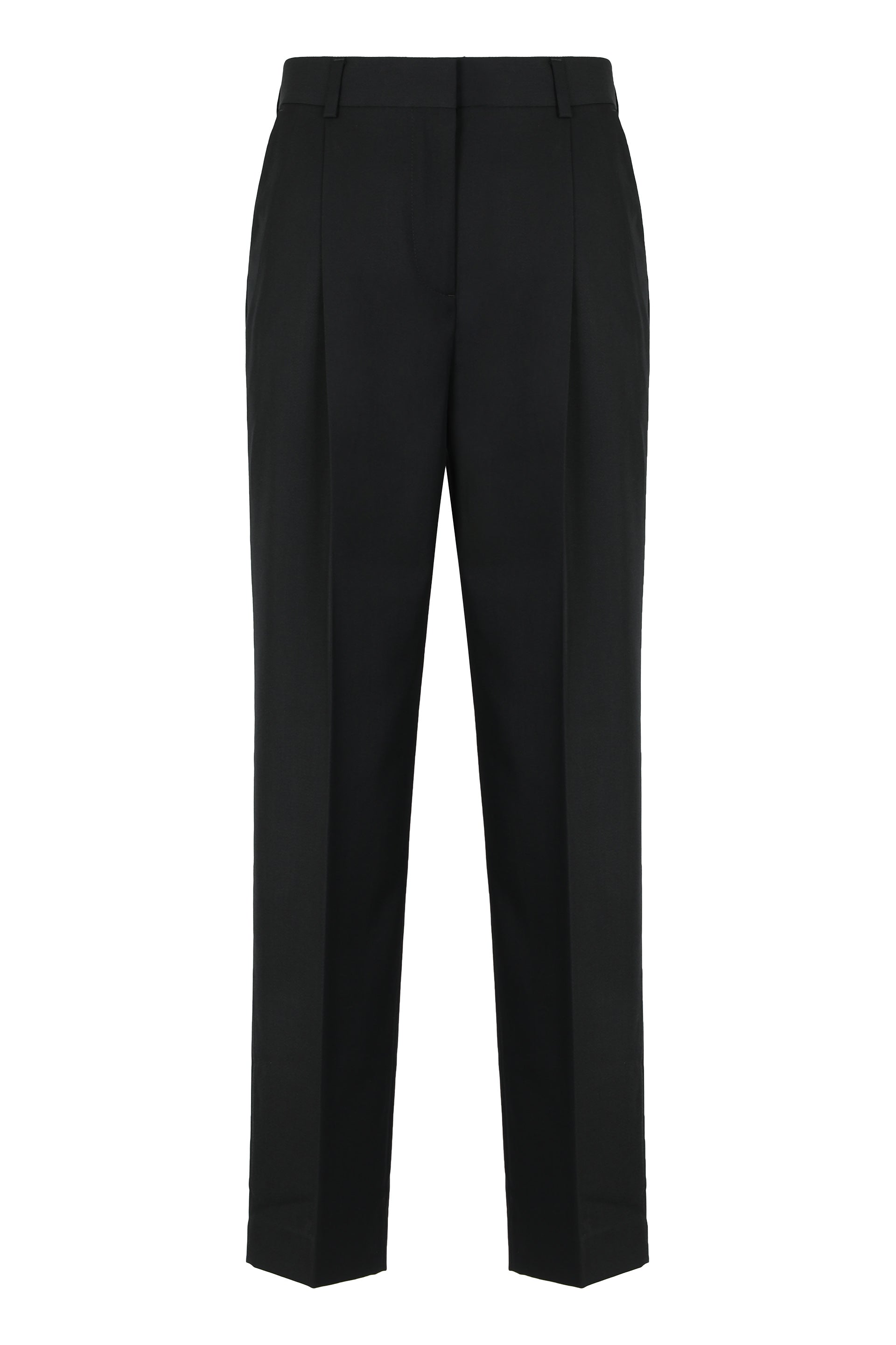 Trousers with pleats