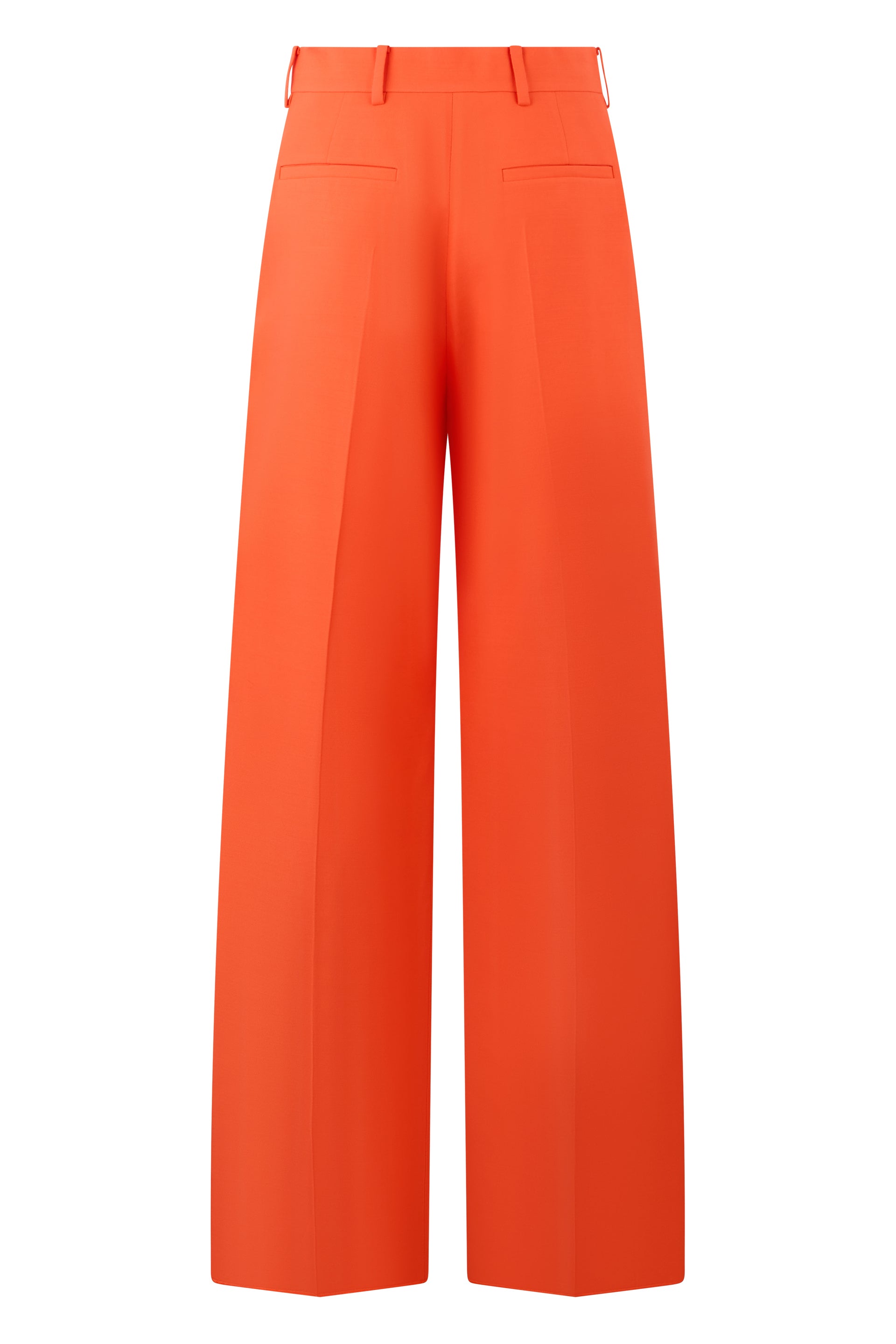 Loose trousers